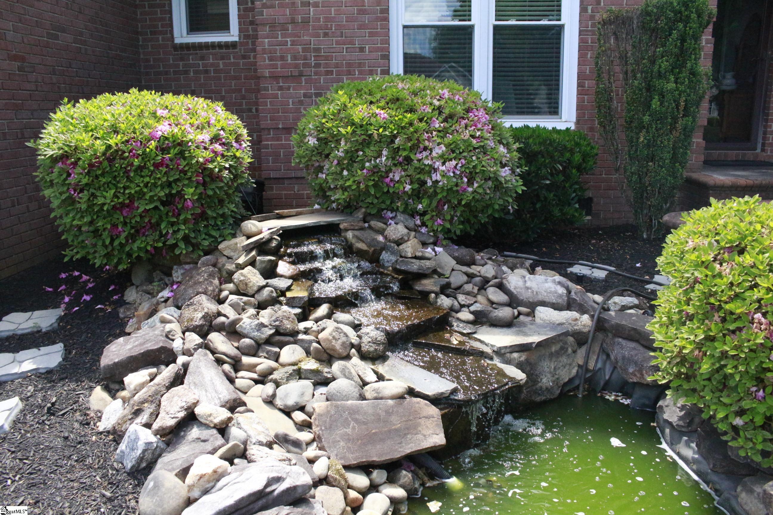 100 Camperdown Court Easley, SC 29673