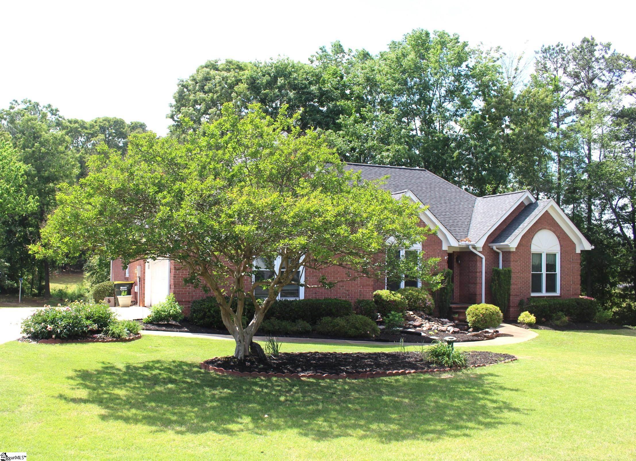 100 Camperdown Court Easley, SC 29673