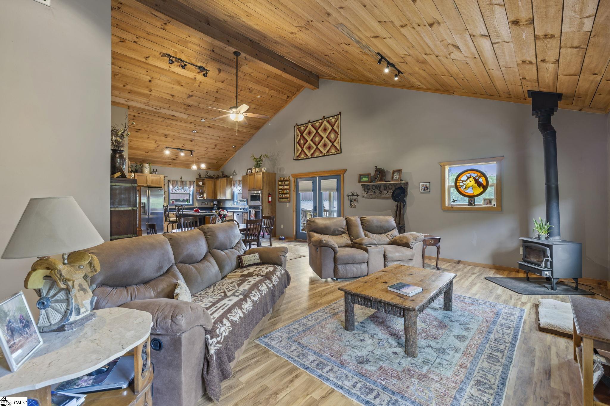 442 Blantyre Church Road Other, NC 28742