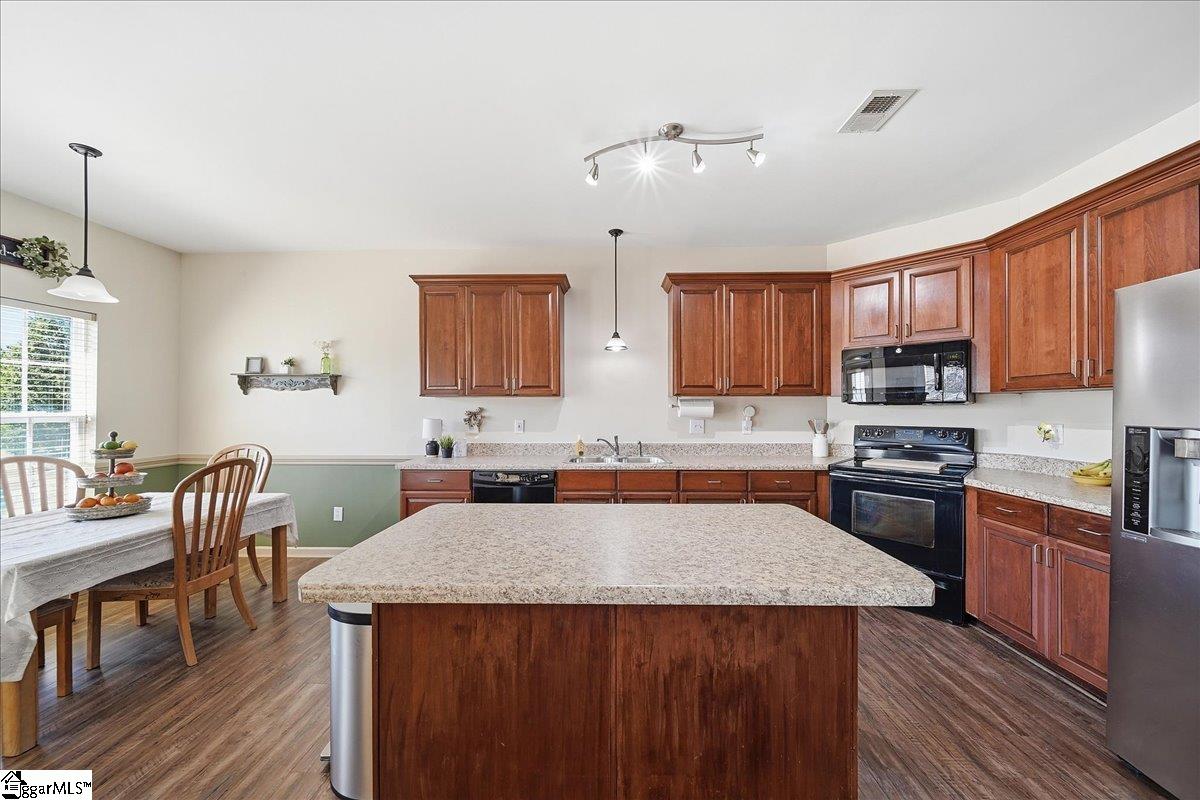 102 Teakwood Court Boiling Springs, SC 29316