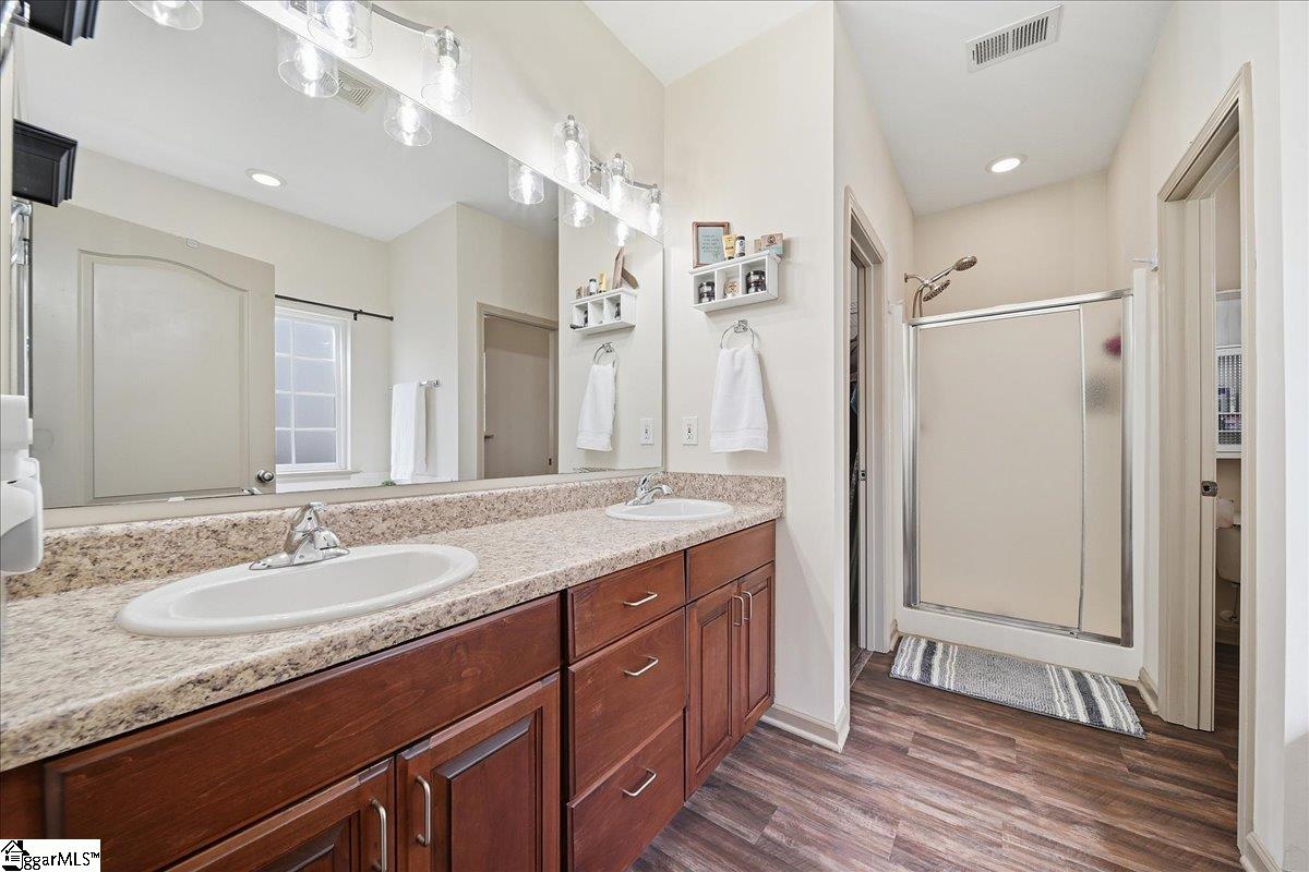 102 Teakwood Court Boiling Springs, SC 29316