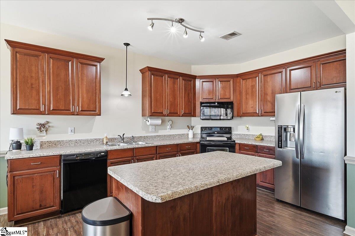 102 Teakwood Court Boiling Springs, SC 29316