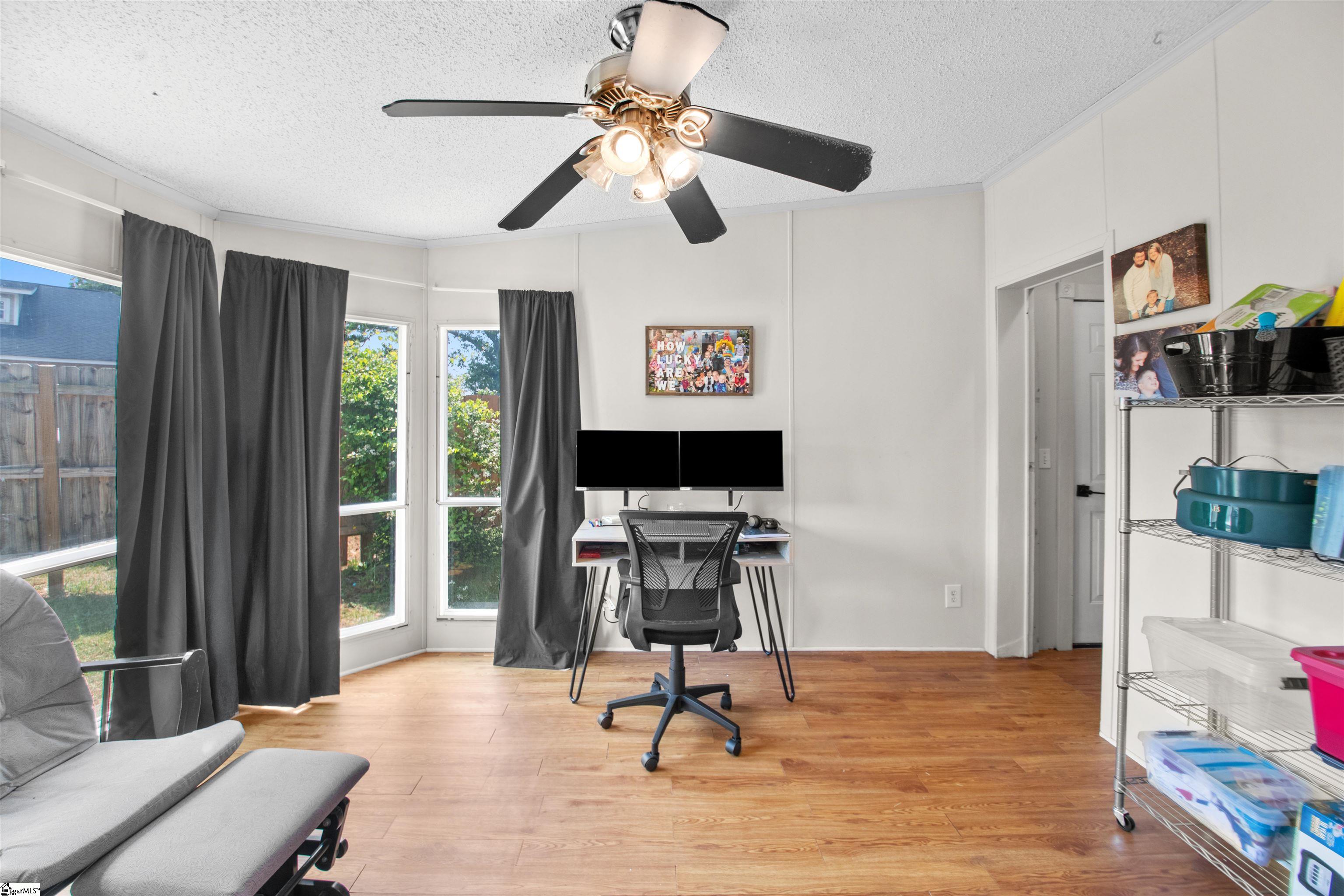 1504 E Saluda Lake Road Greenville, SC 29611