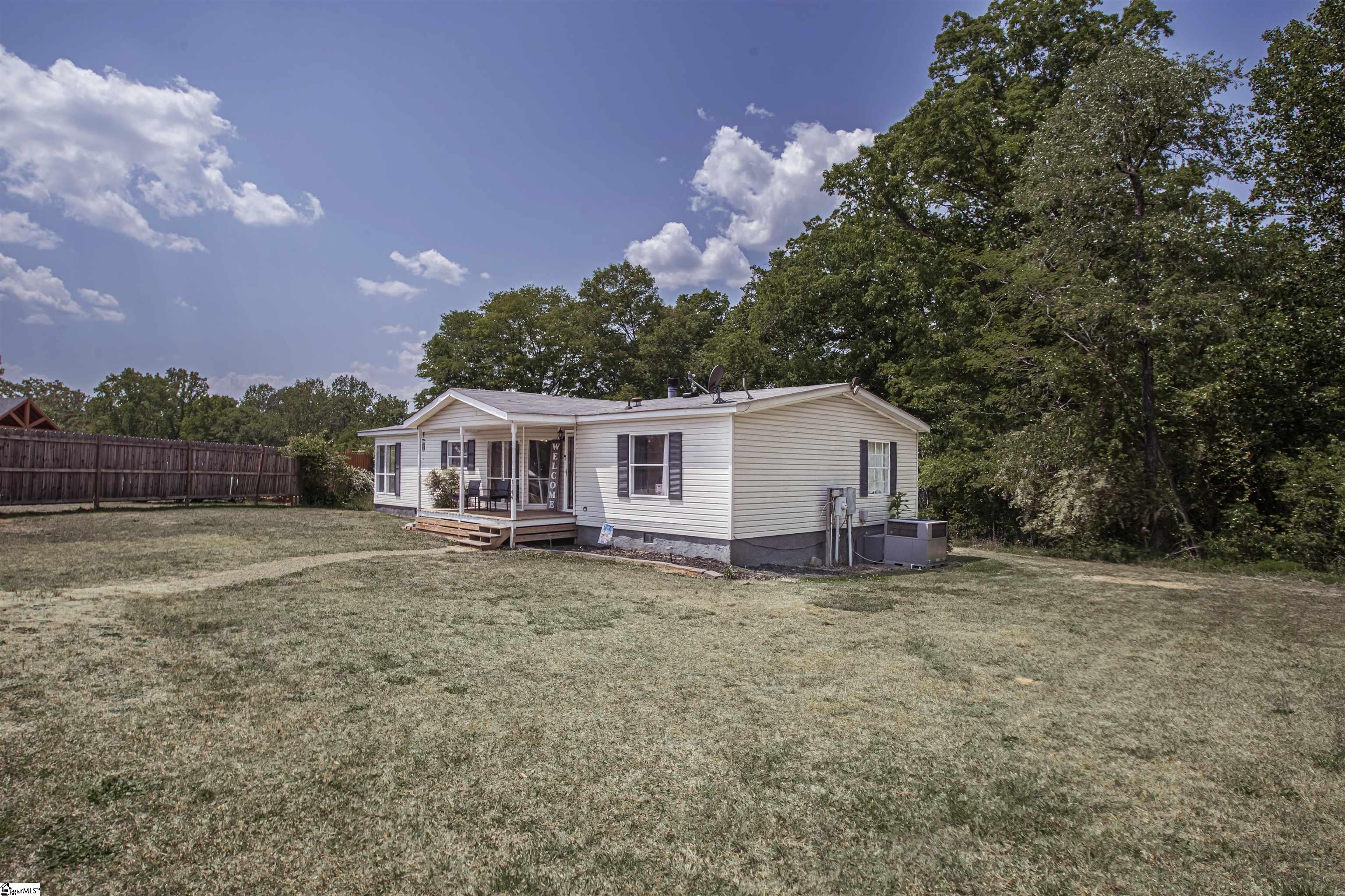 1504 E Saluda Lake Road Greenville, SC 29611