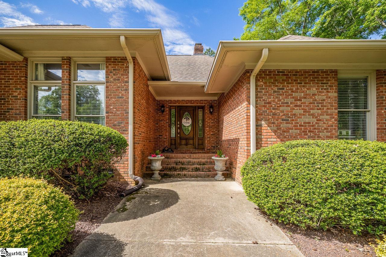 216 Muirfield Drive Spartanburg, SC 29306