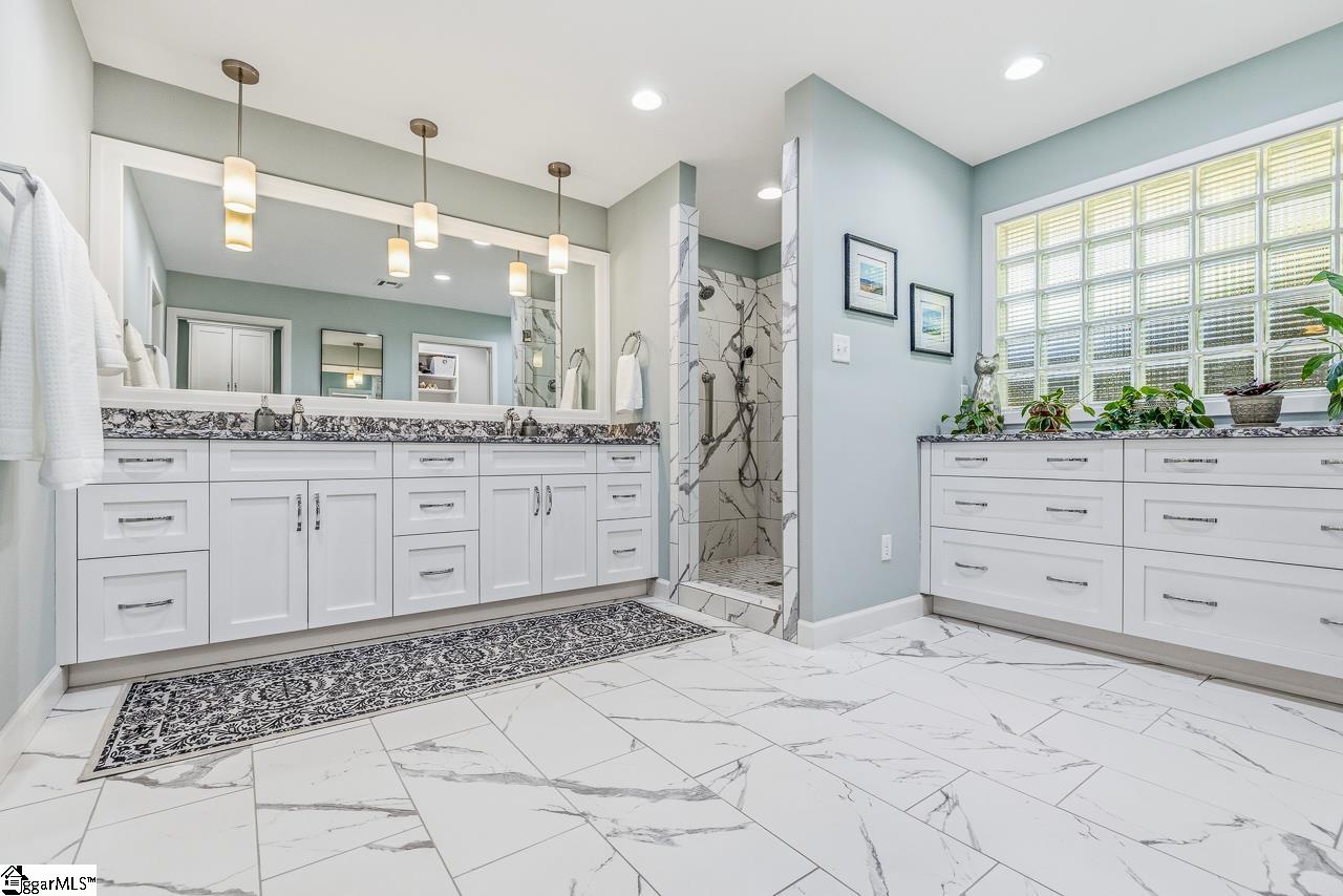 216 Muirfield Drive Spartanburg, SC 29306