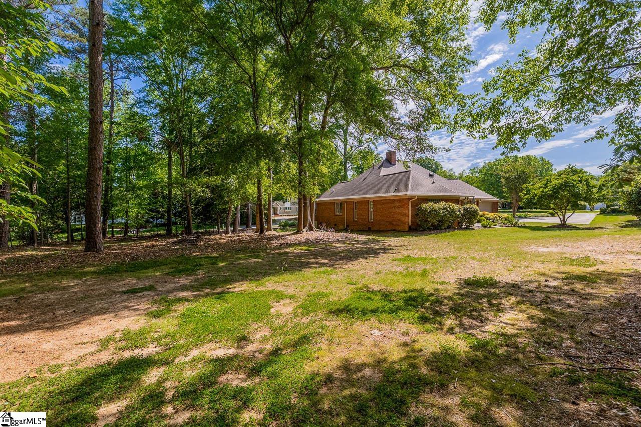 216 Muirfield Drive Spartanburg, SC 29306