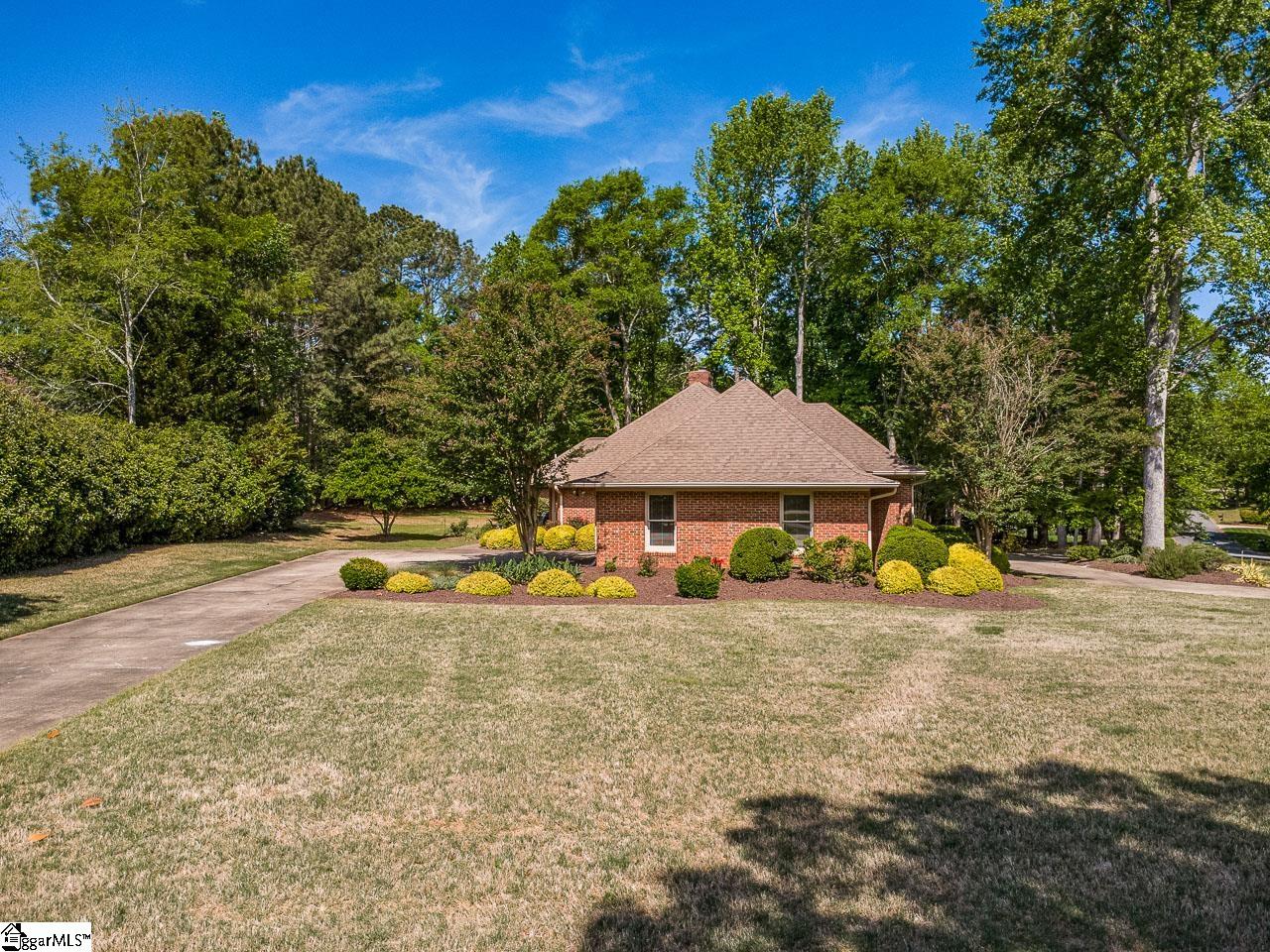 216 Muirfield Drive Spartanburg, SC 29306