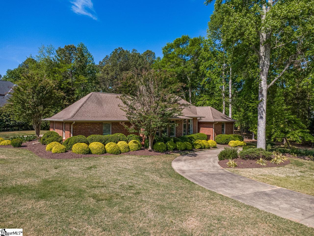 216 Muirfield Drive Spartanburg, SC 29306