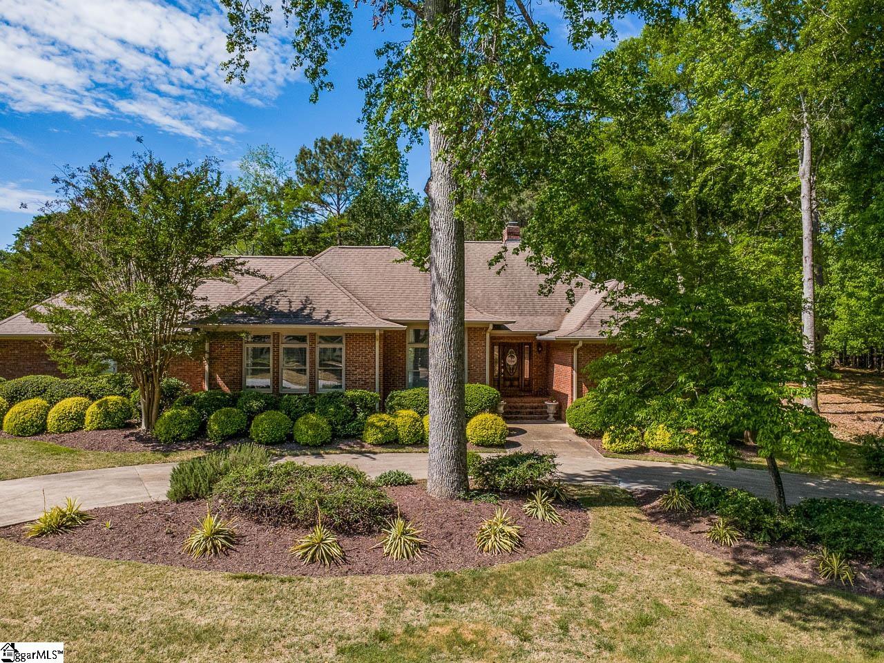 216 Muirfield Drive Spartanburg, SC 29306