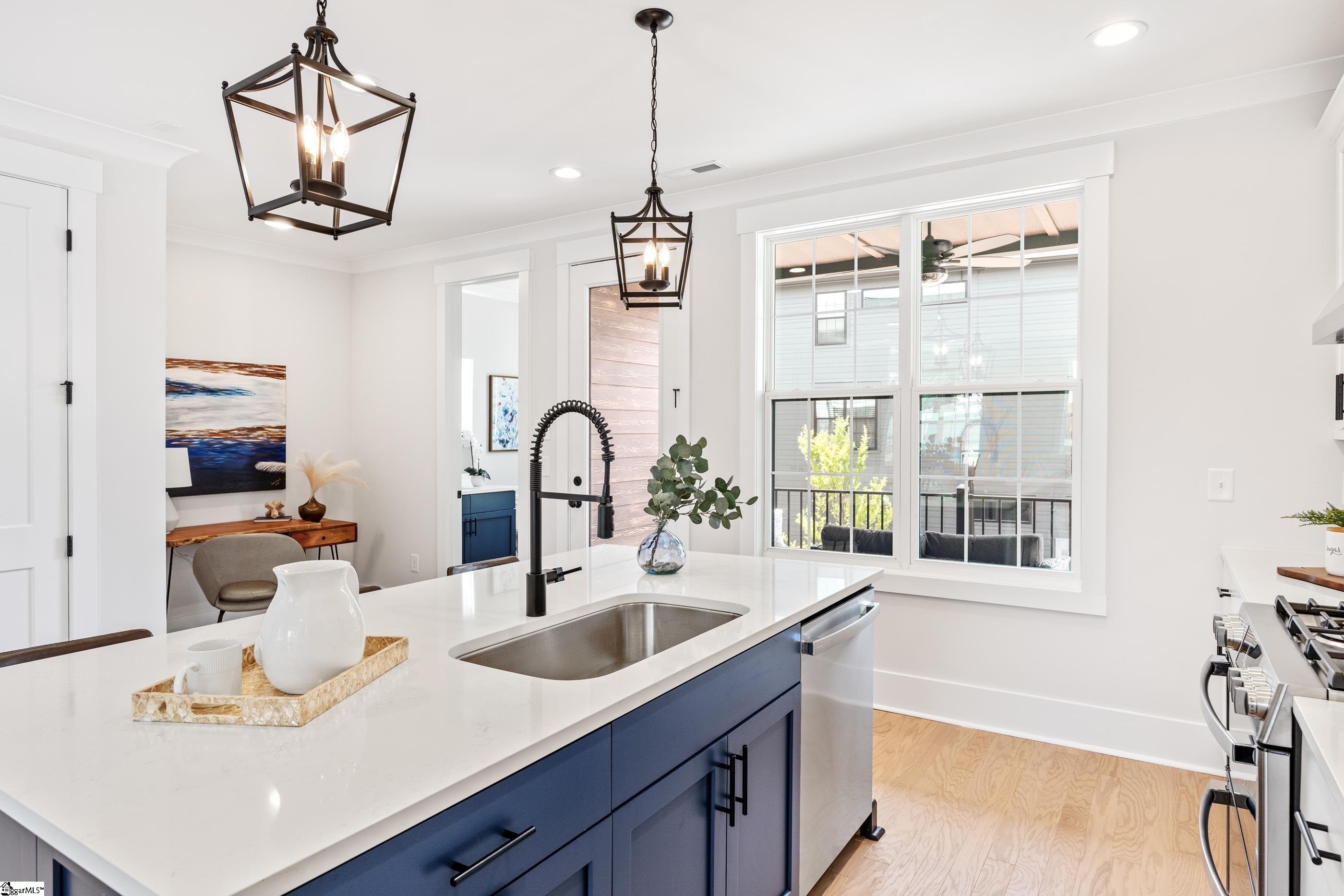 1305 Pendleton Street UNIT Unit 12 Greenville, SC 29611