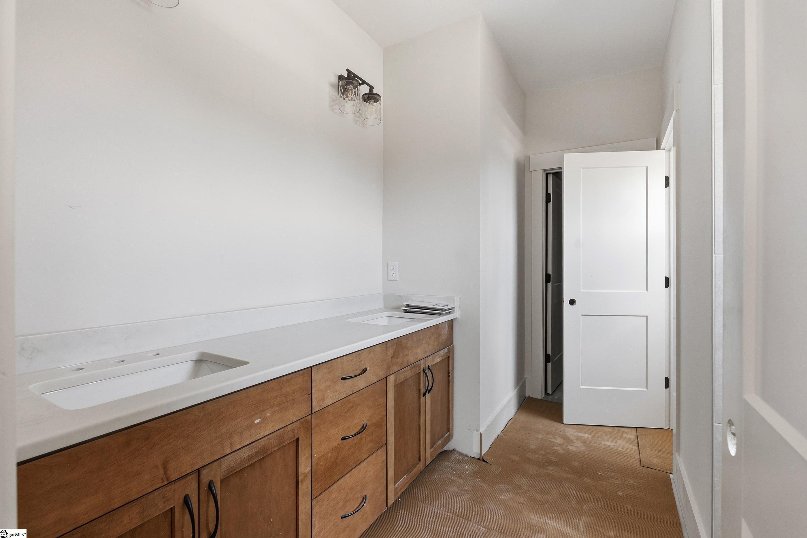 1311 Pendleton Street UNIT Unit F Greenville, SC 29611