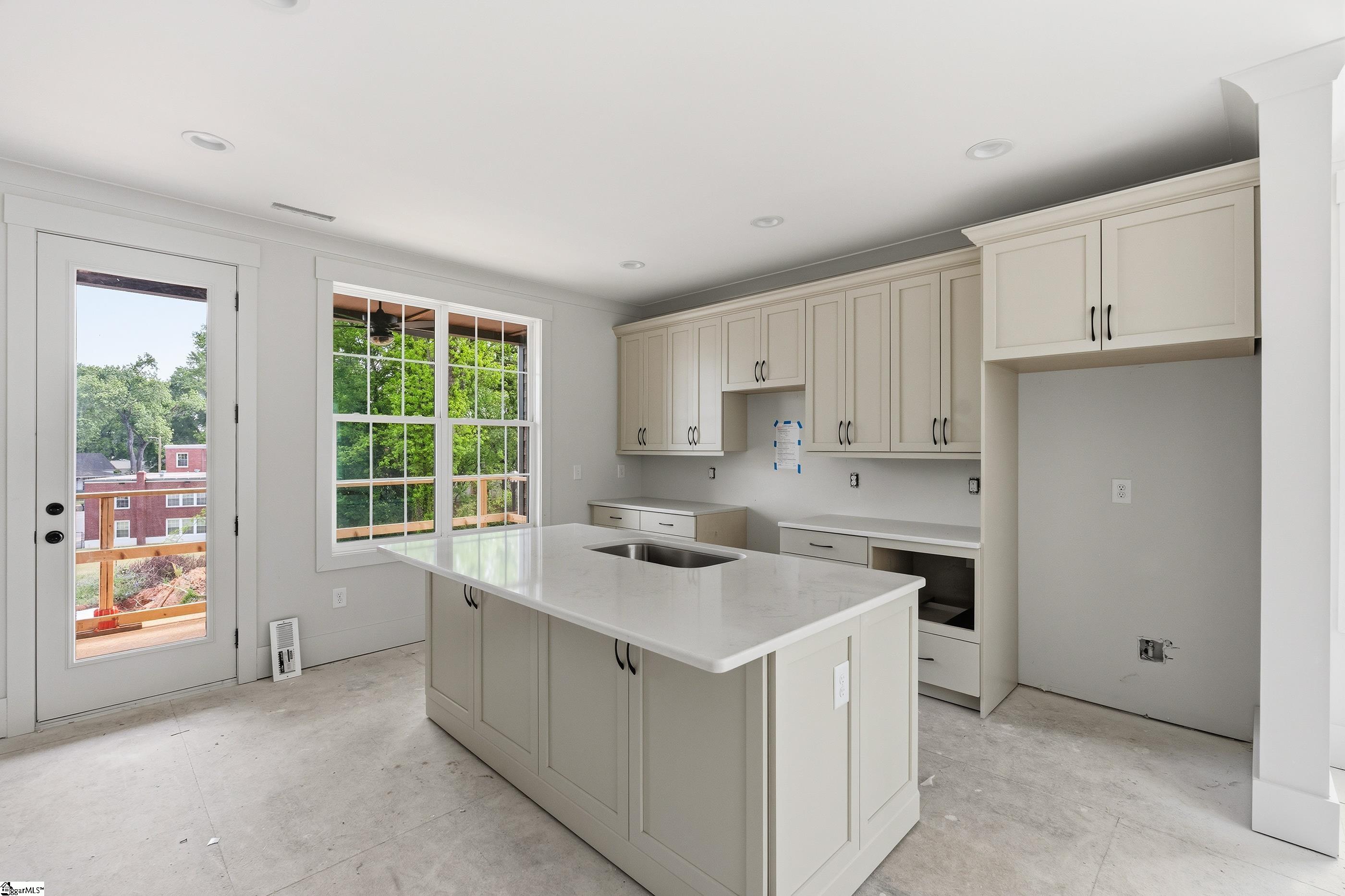 1311 Pendleton Street UNIT Unit F Greenville, SC 29611
