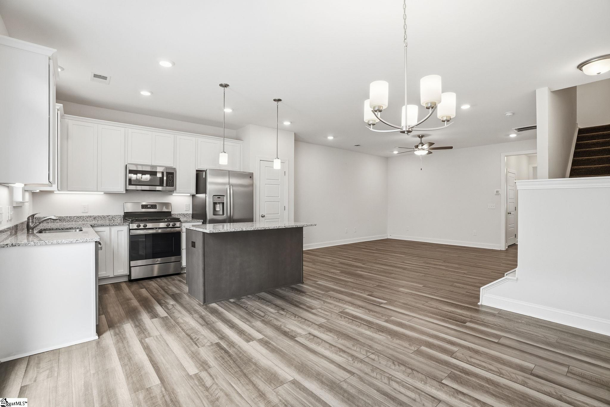 10 Camden Woods Trail Greenville, SC 29607