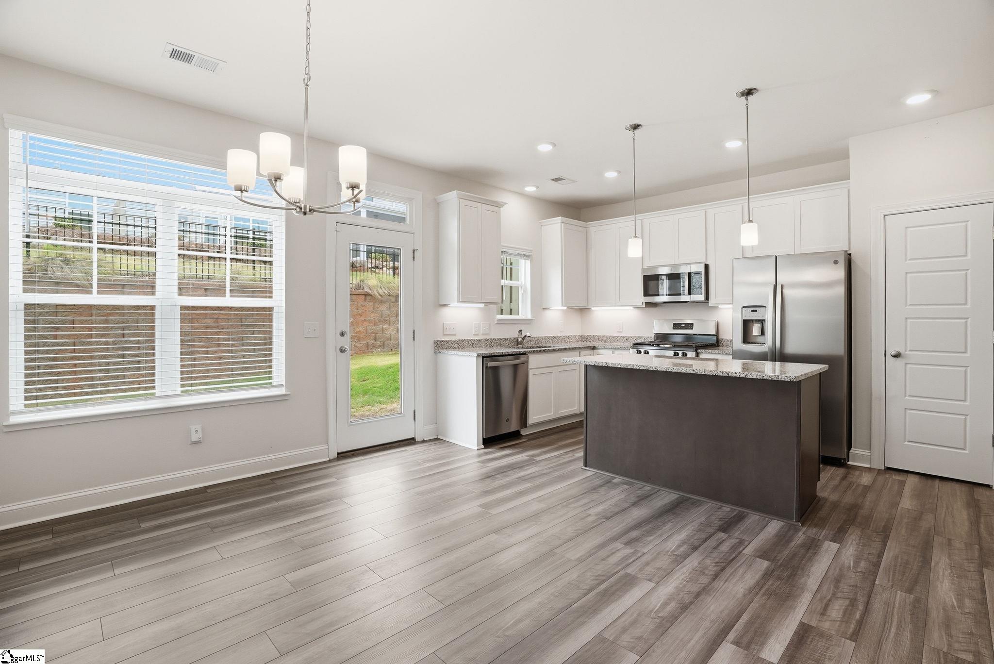 10 Camden Woods Trail Greenville, SC 29607