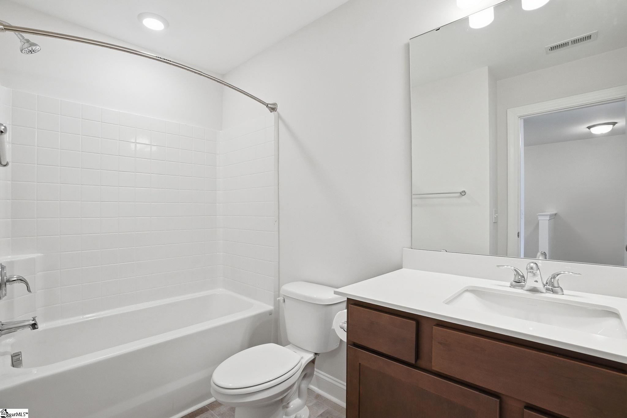 10 Camden Woods Trail Greenville, SC 29607