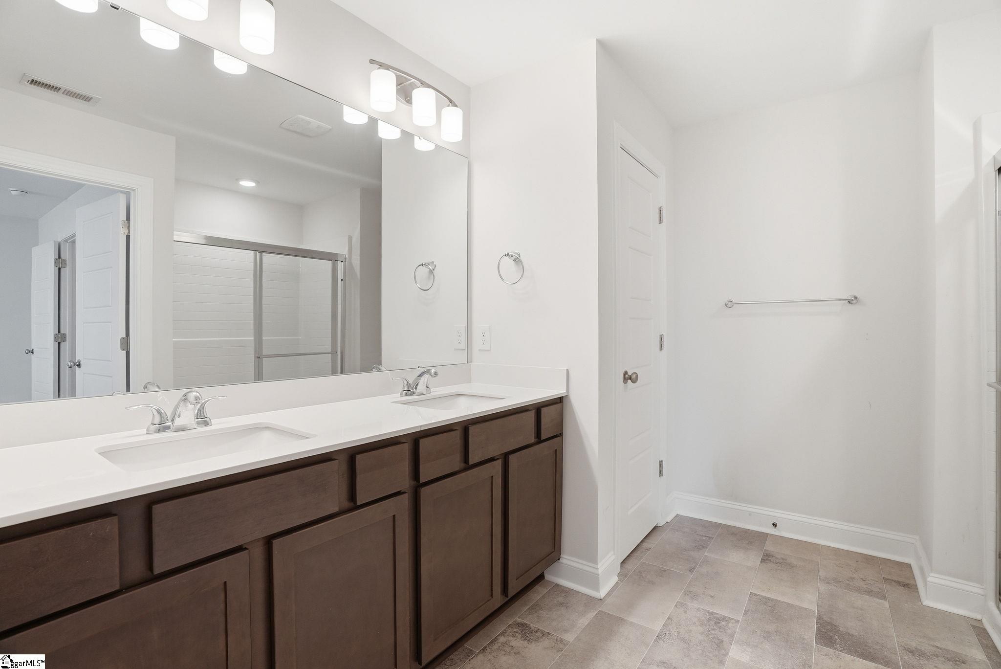 10 Camden Woods Trail Greenville, SC 29607