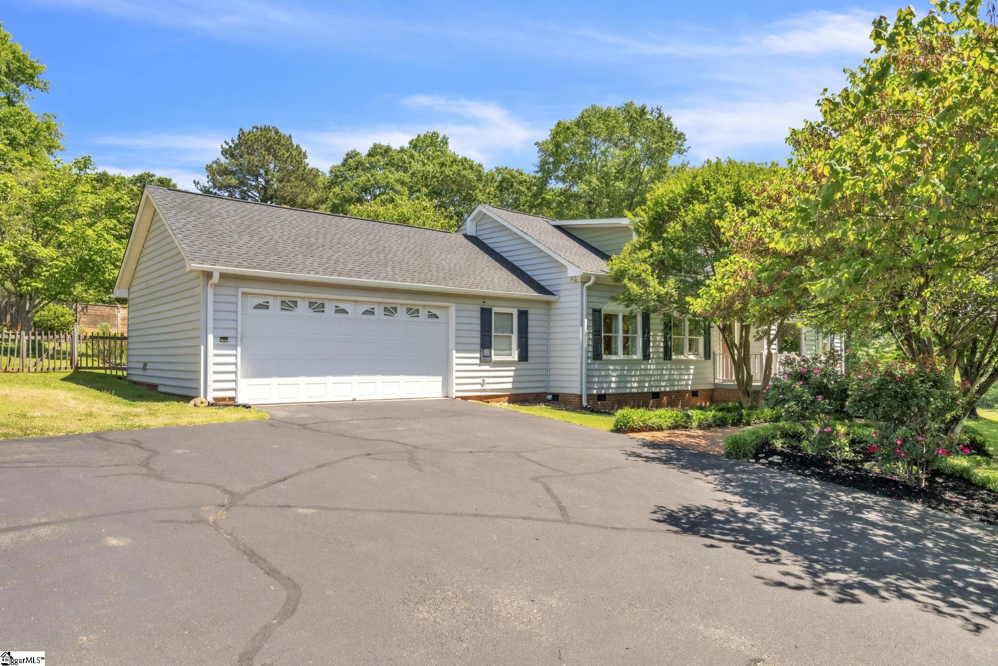 2141 Gap Creek Road Greer, SC 29651
