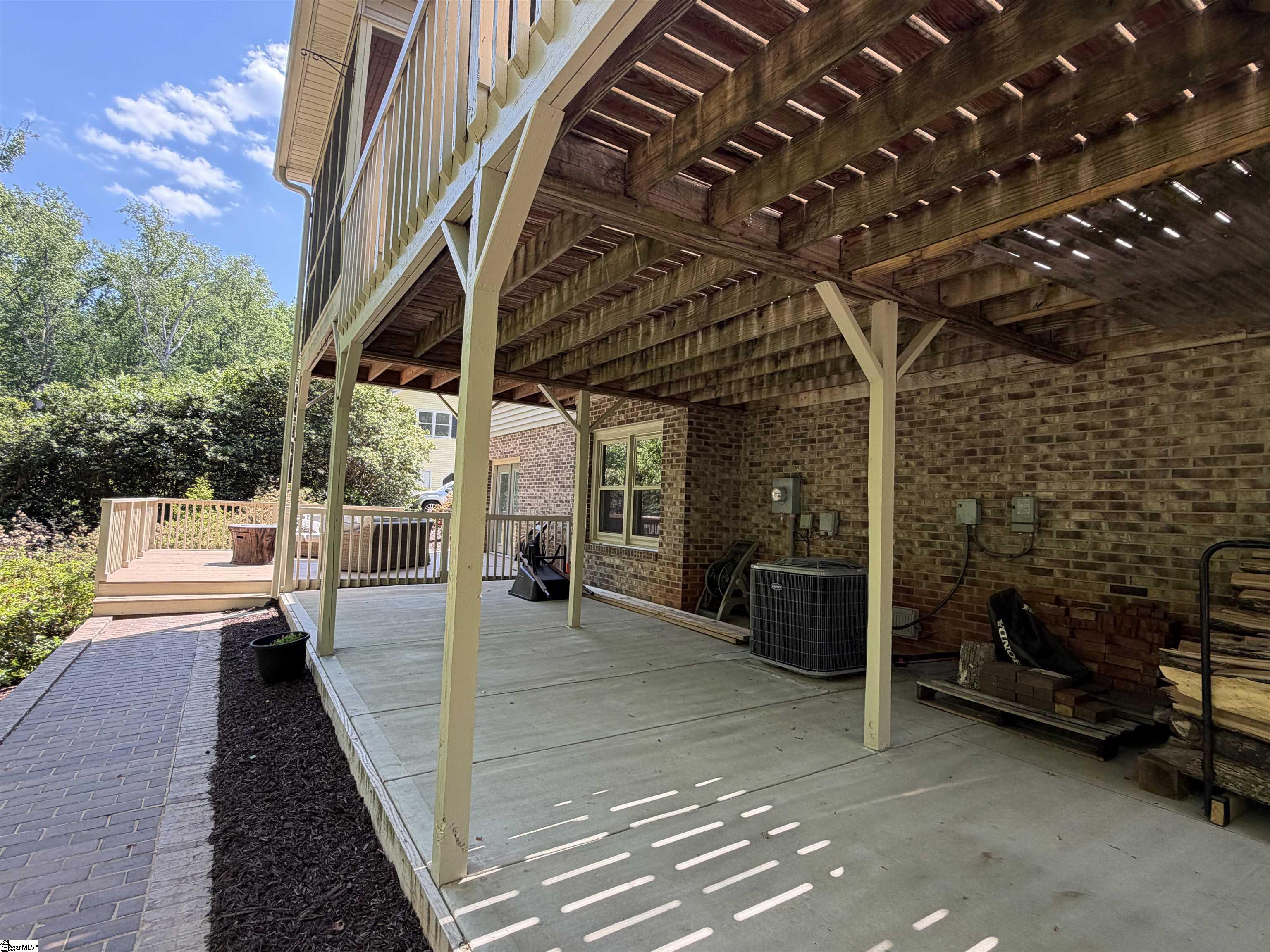 715 N Almond Drive Simpsonville, SC 29681