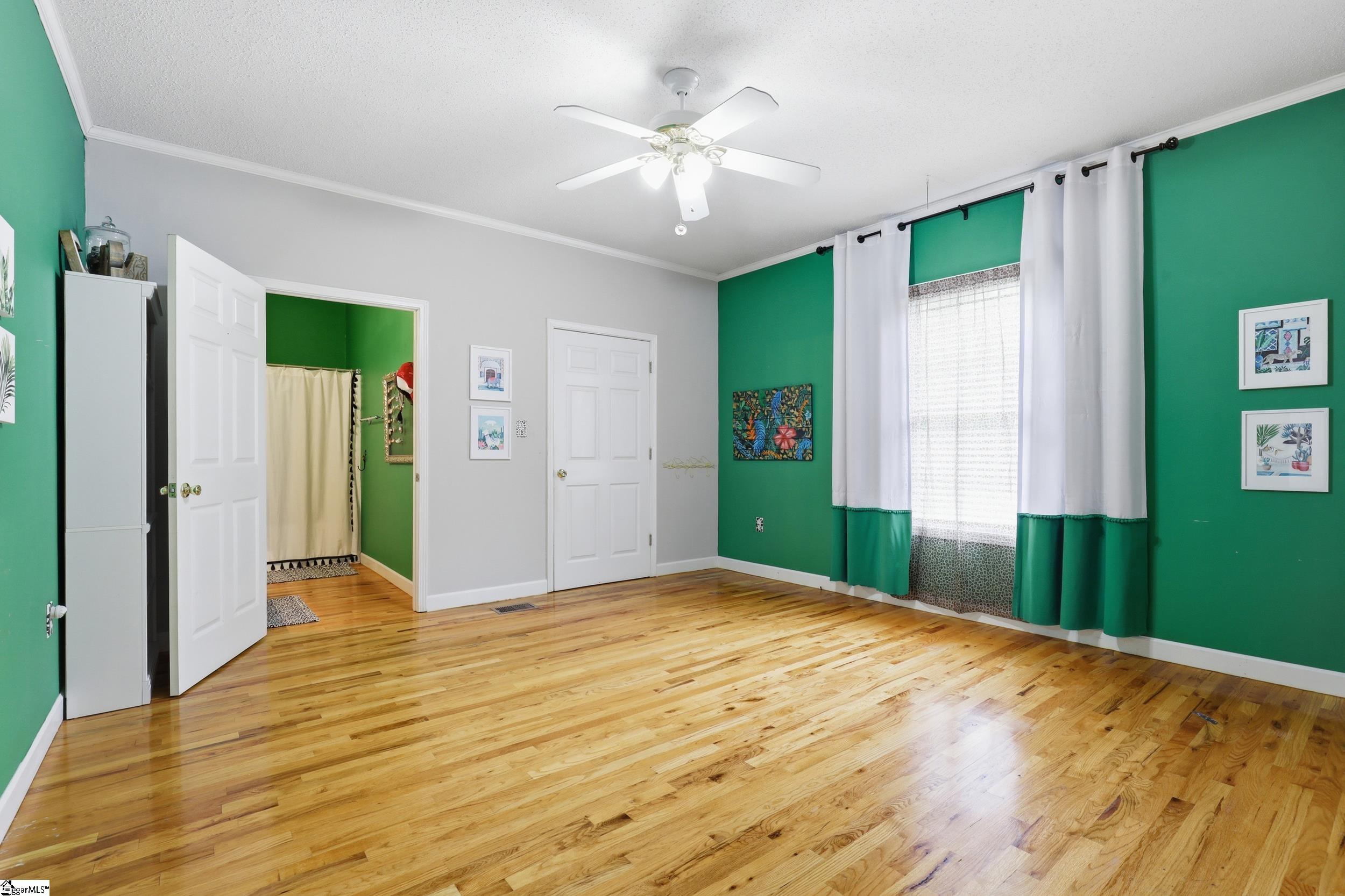 GGAR Image 25 - bk41589886