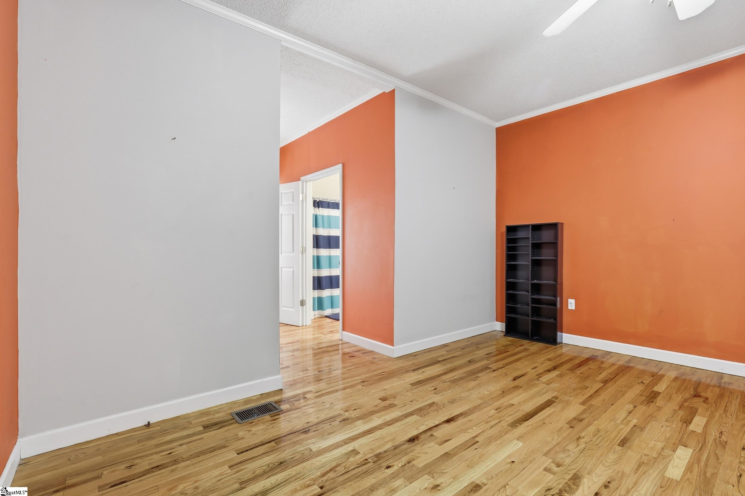 GGAR Image 29 - bk41589886