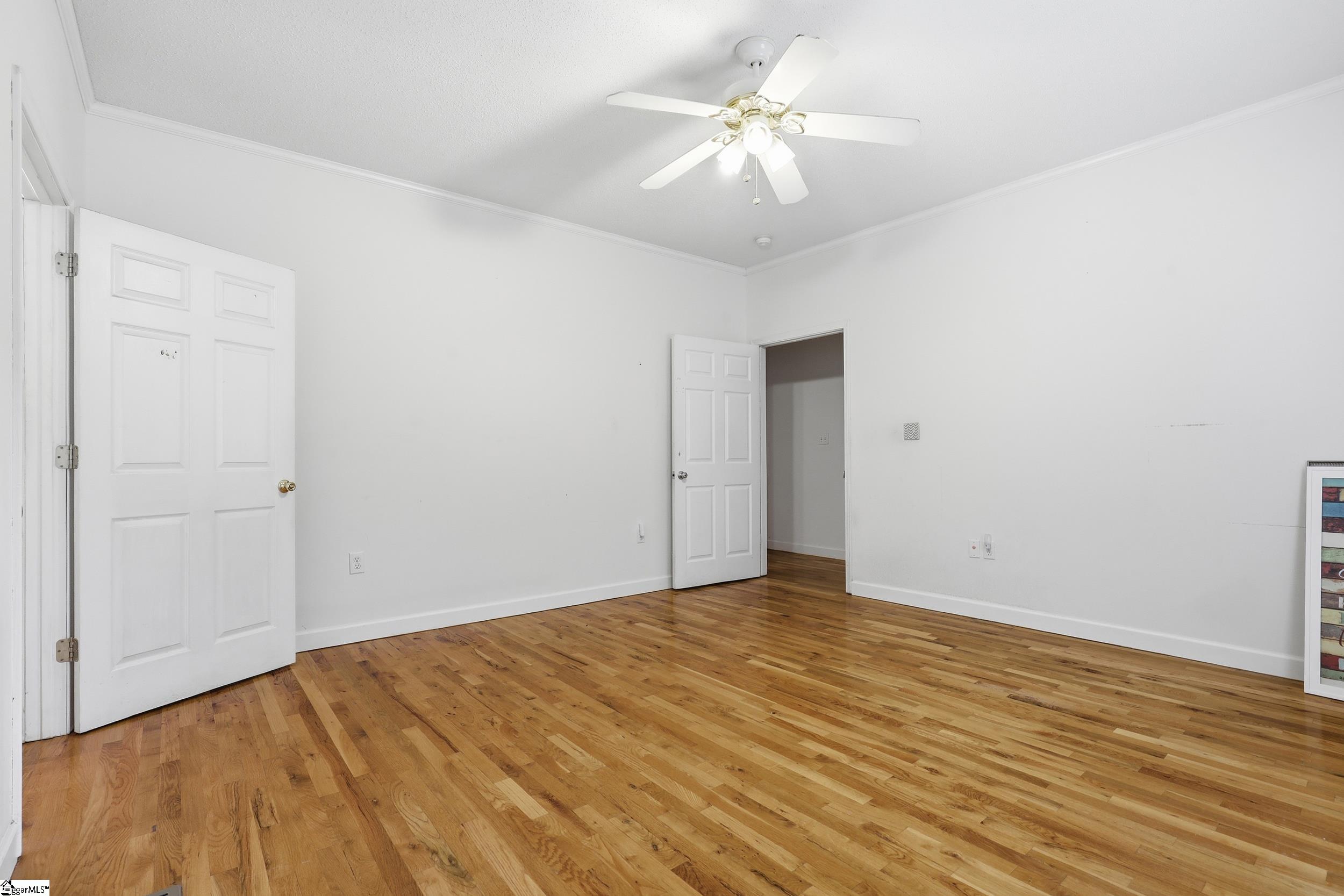 GGAR Image 35 - bk41589886