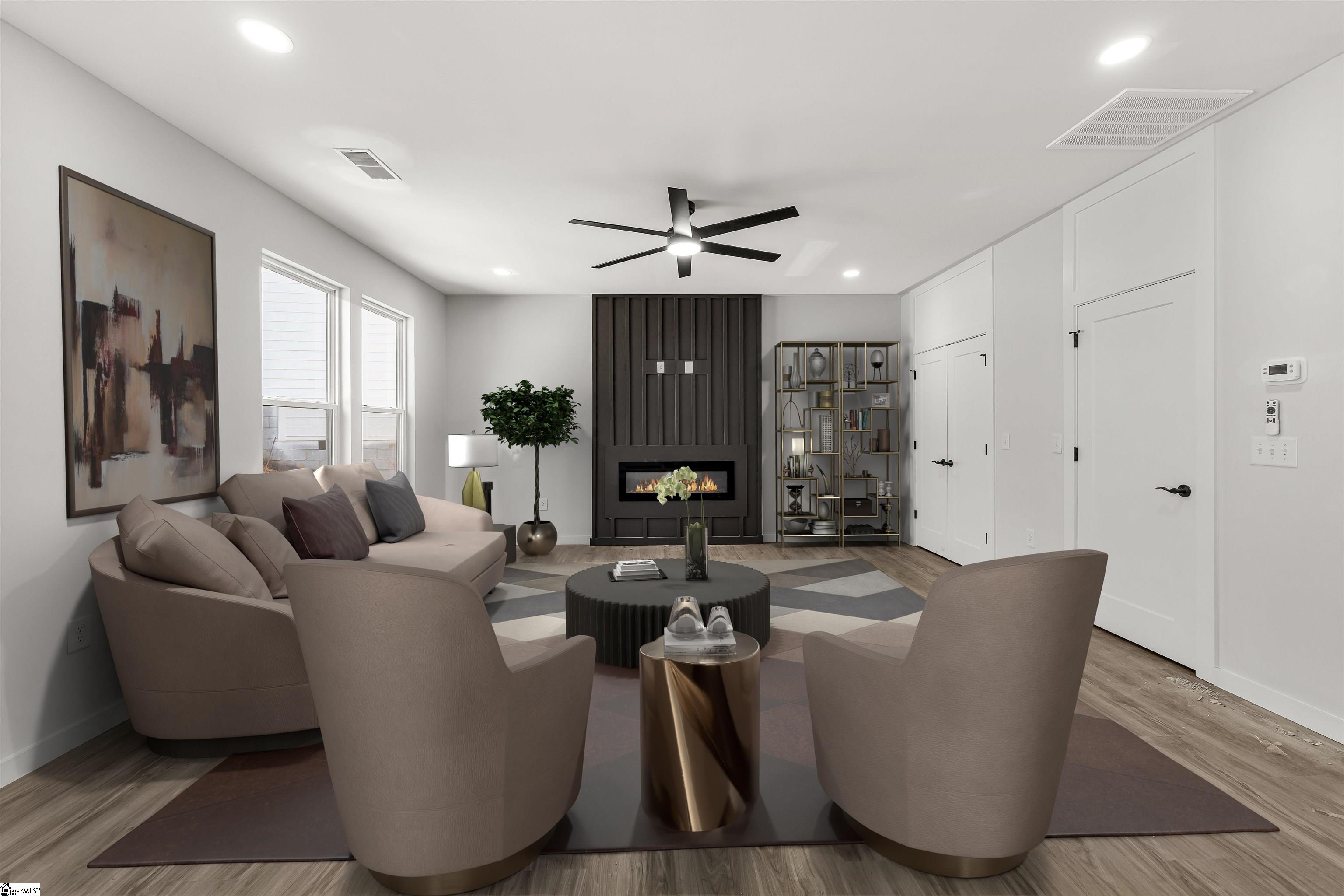 7 Lee Haven Court Greenville, SC 29611