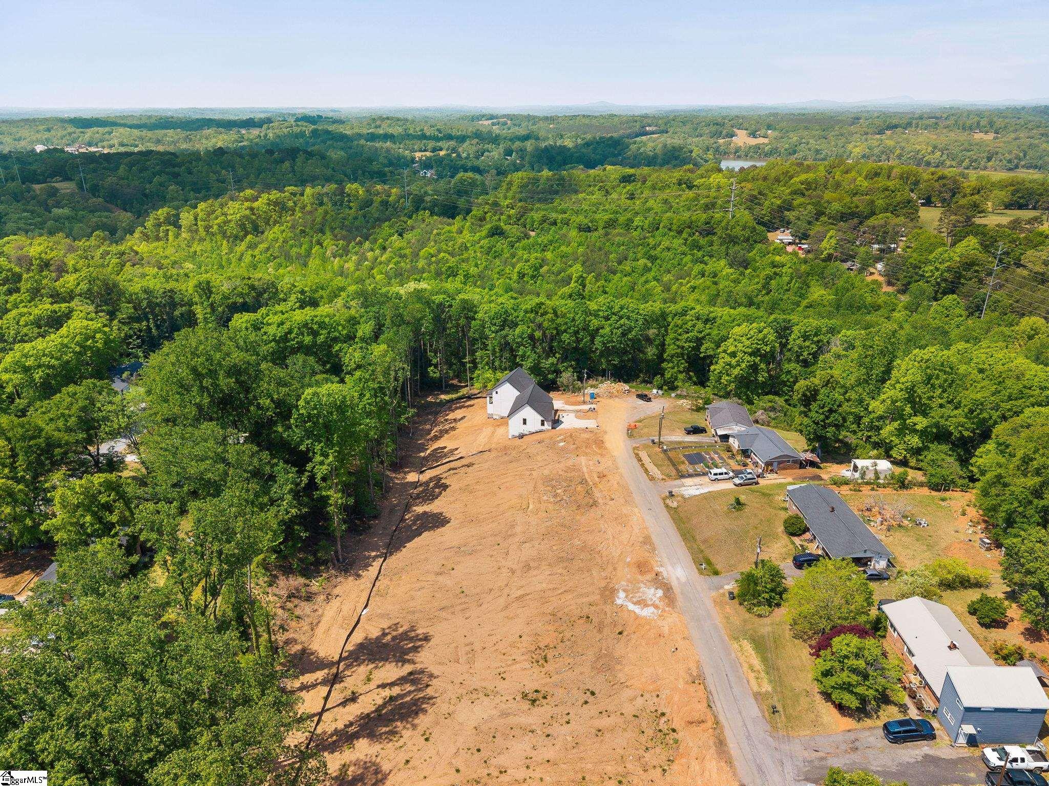 7 Lee Haven Court Greenville, SC 29611