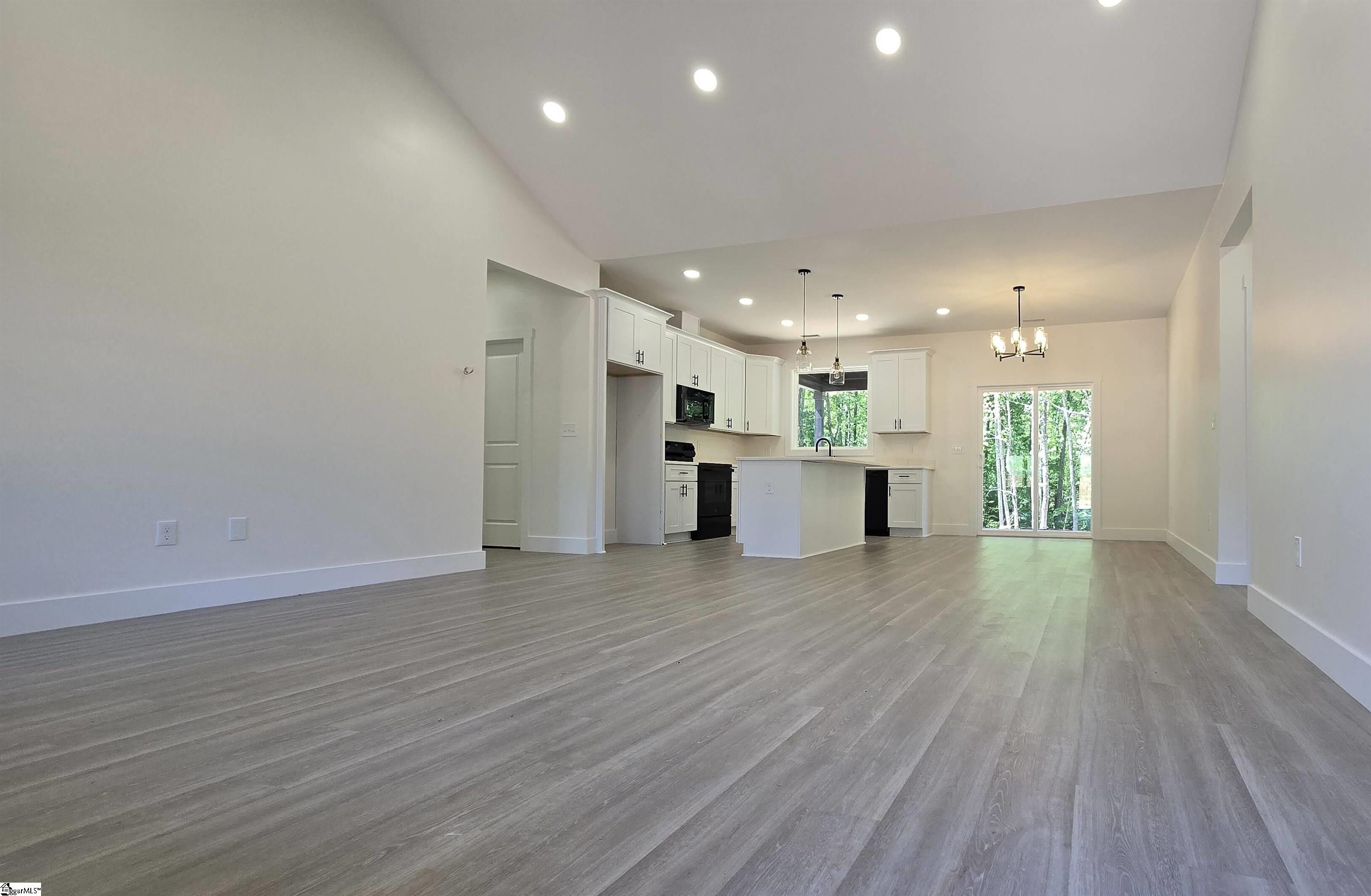 GGAR Image 1 - bk41589898