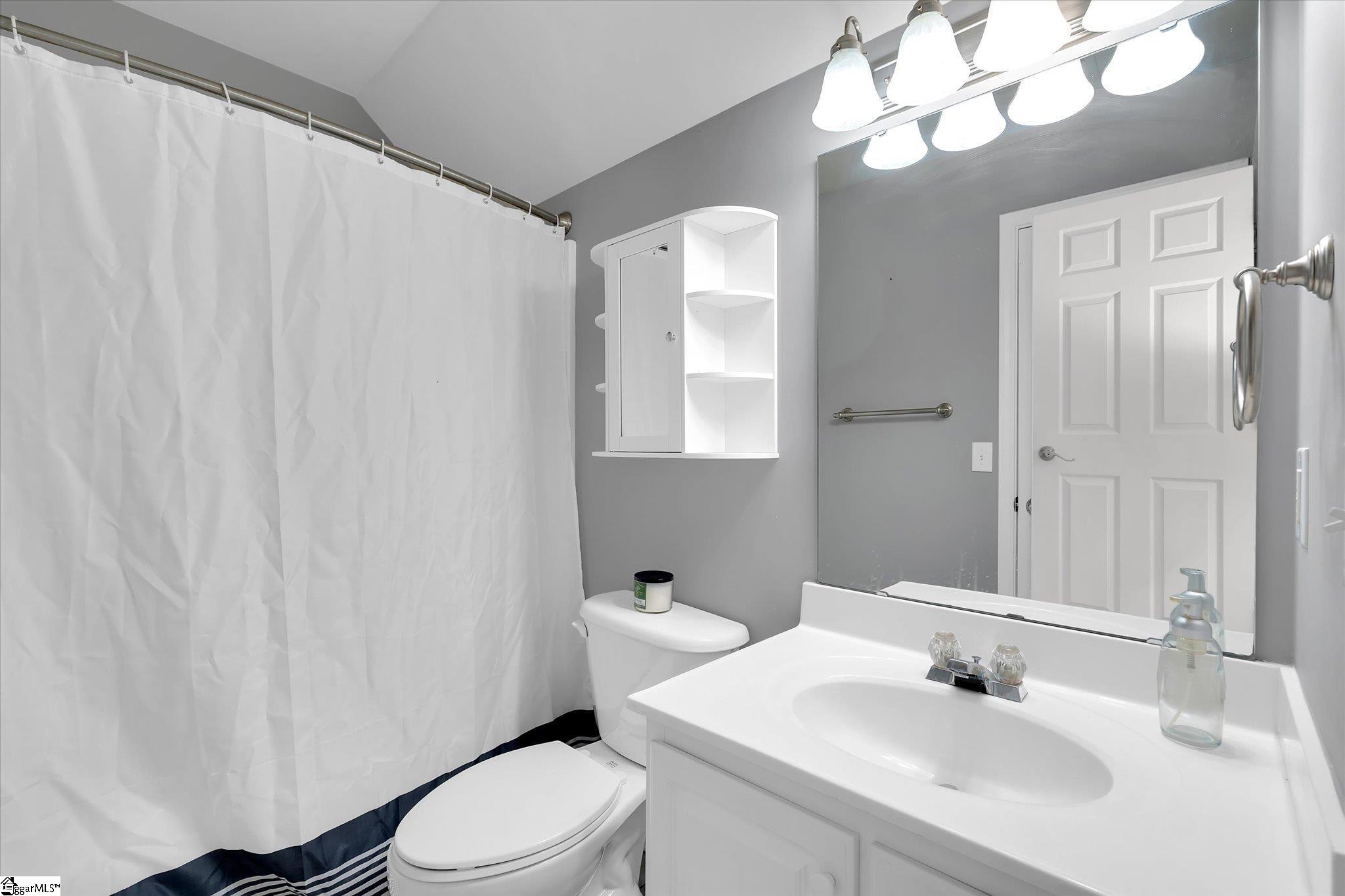 8 Coulter Court Greer, SC 29650