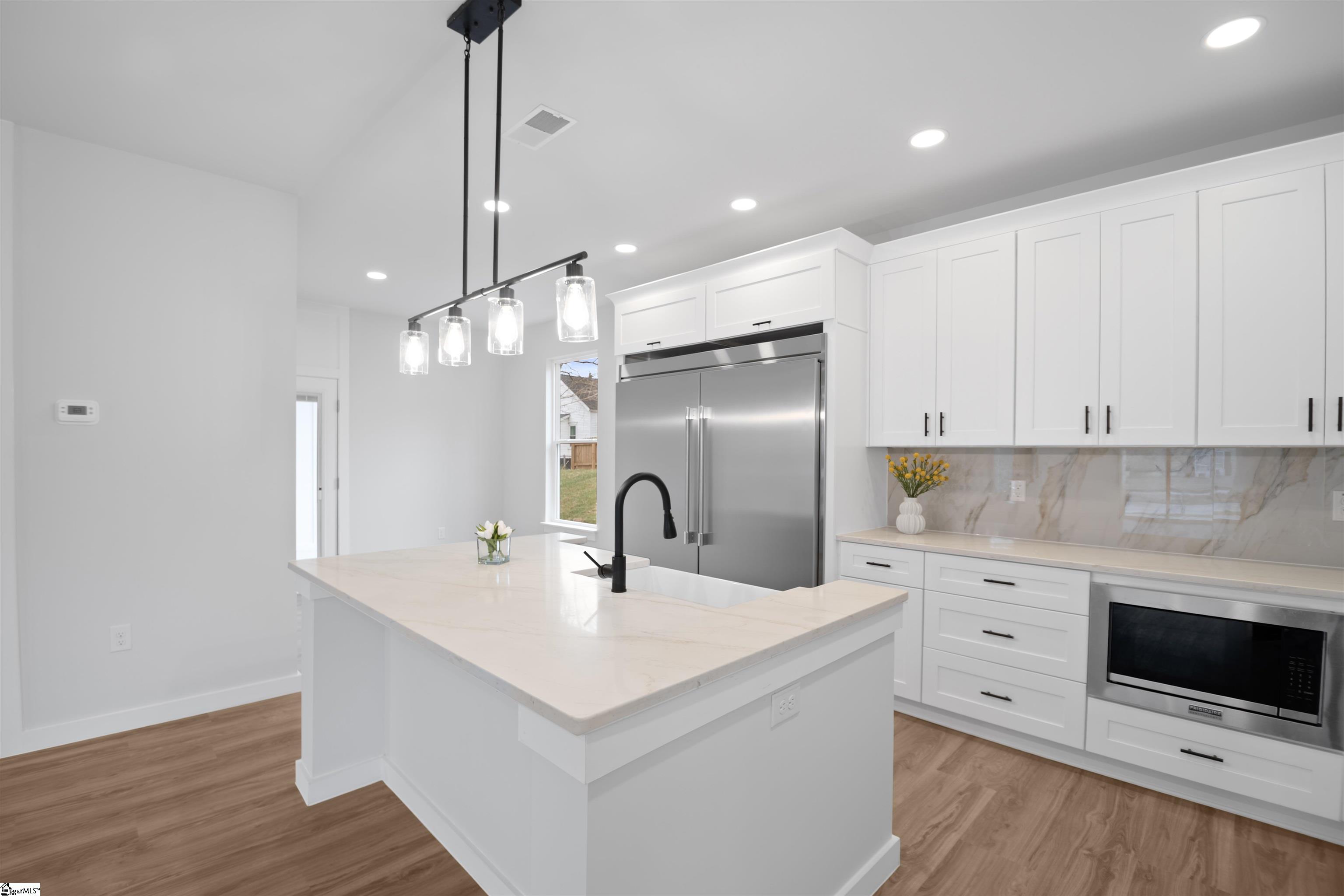 301 Front Street Easley, SC 29640