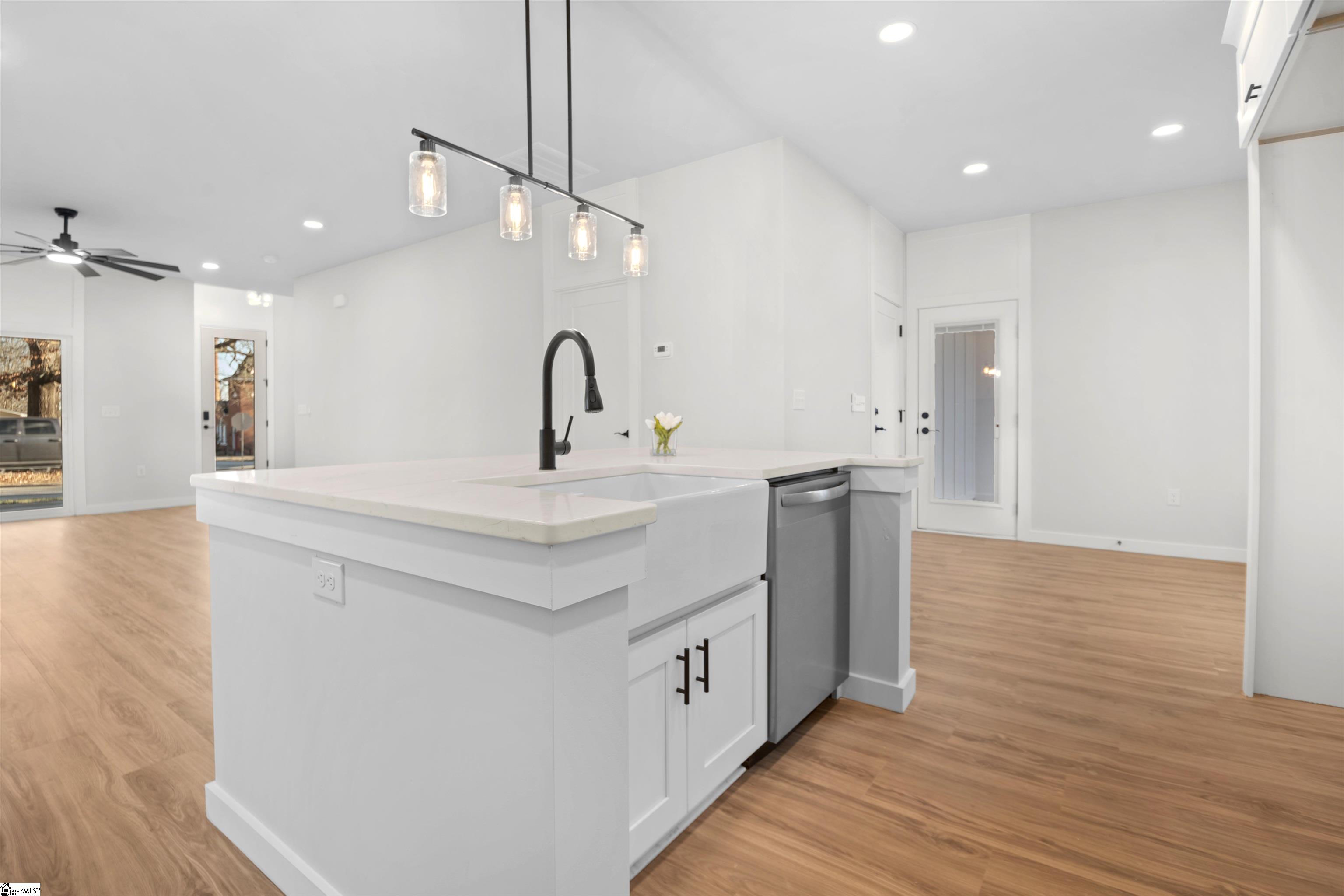 301 Front Street Easley, SC 29640