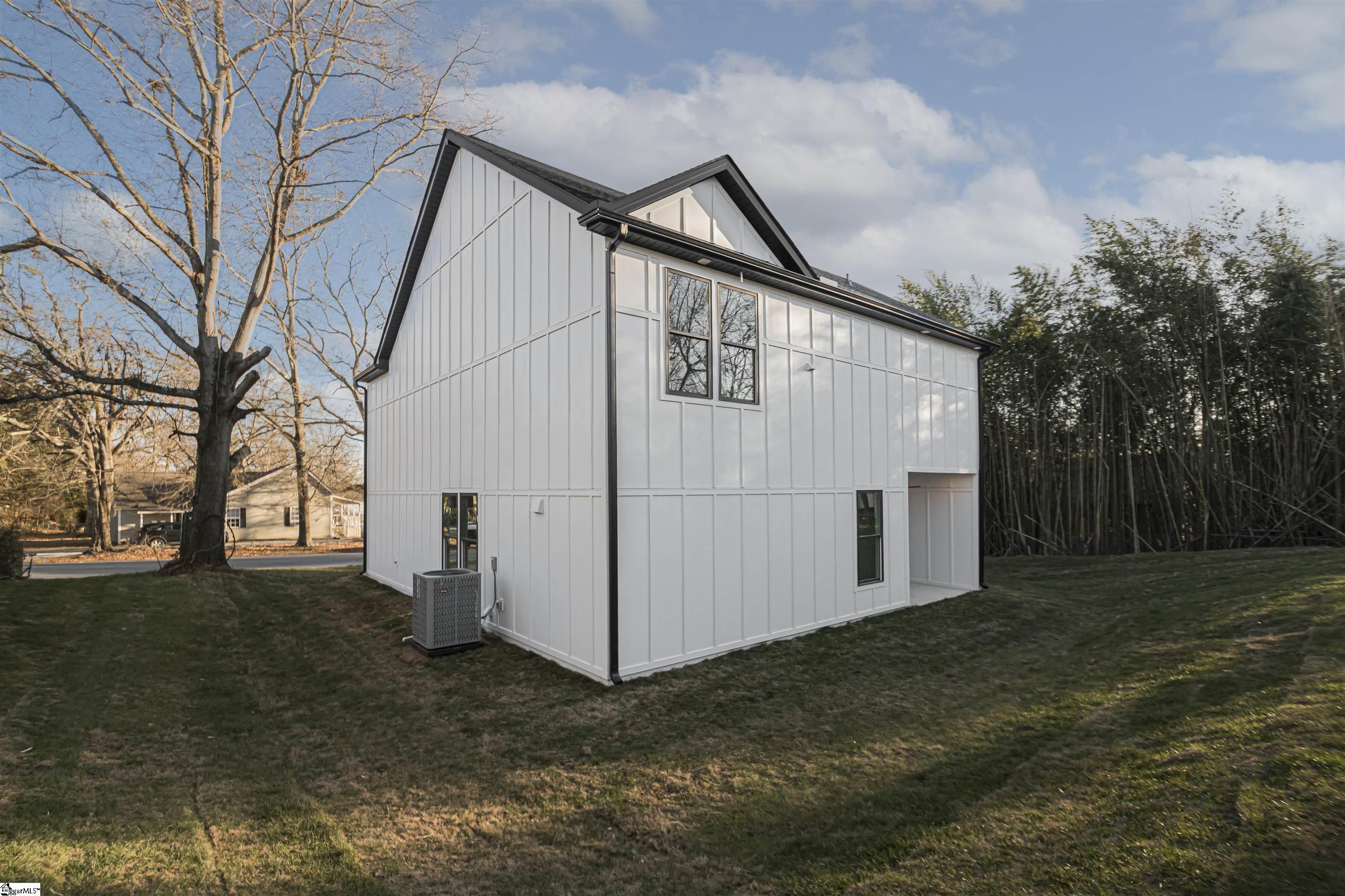 301 Front Street Easley, SC 29640