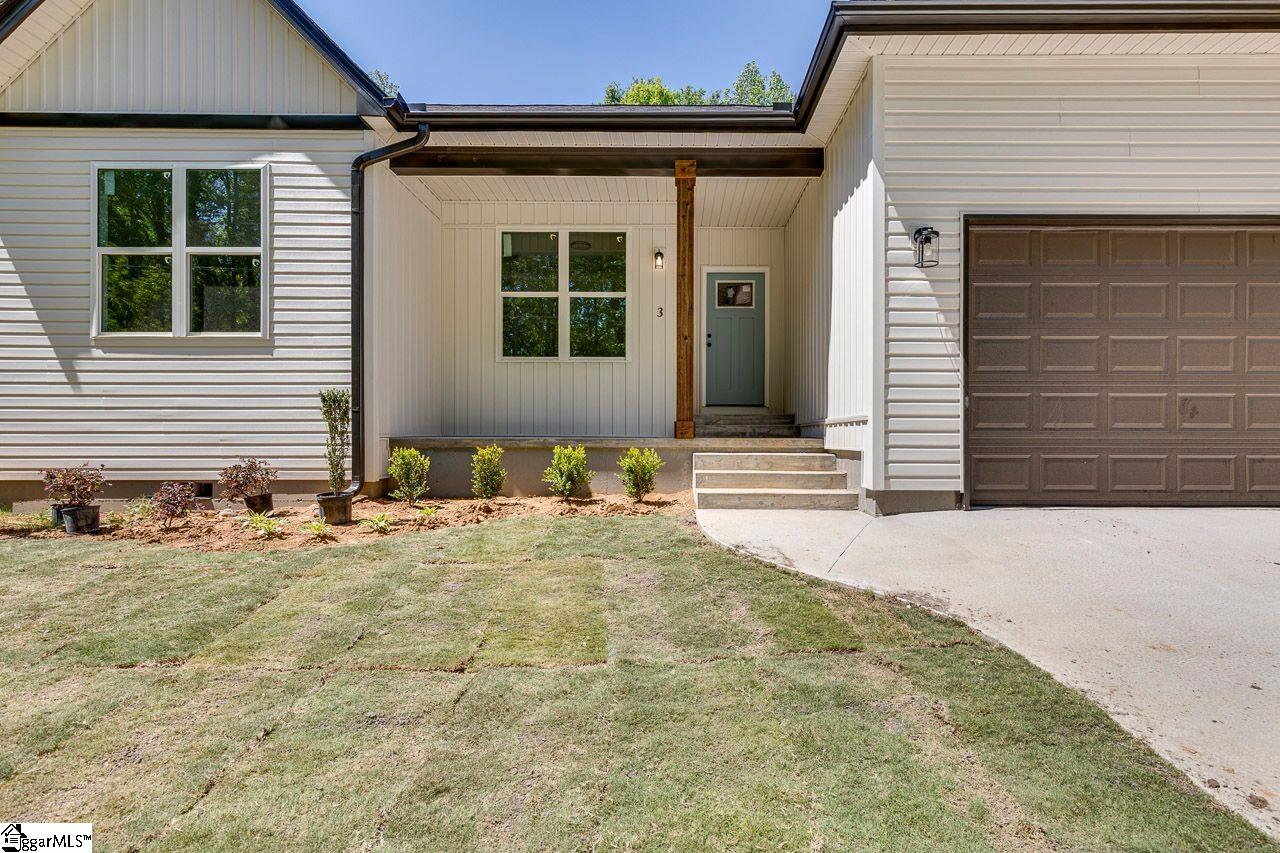 3 Carter Drive Marietta, SC 29661