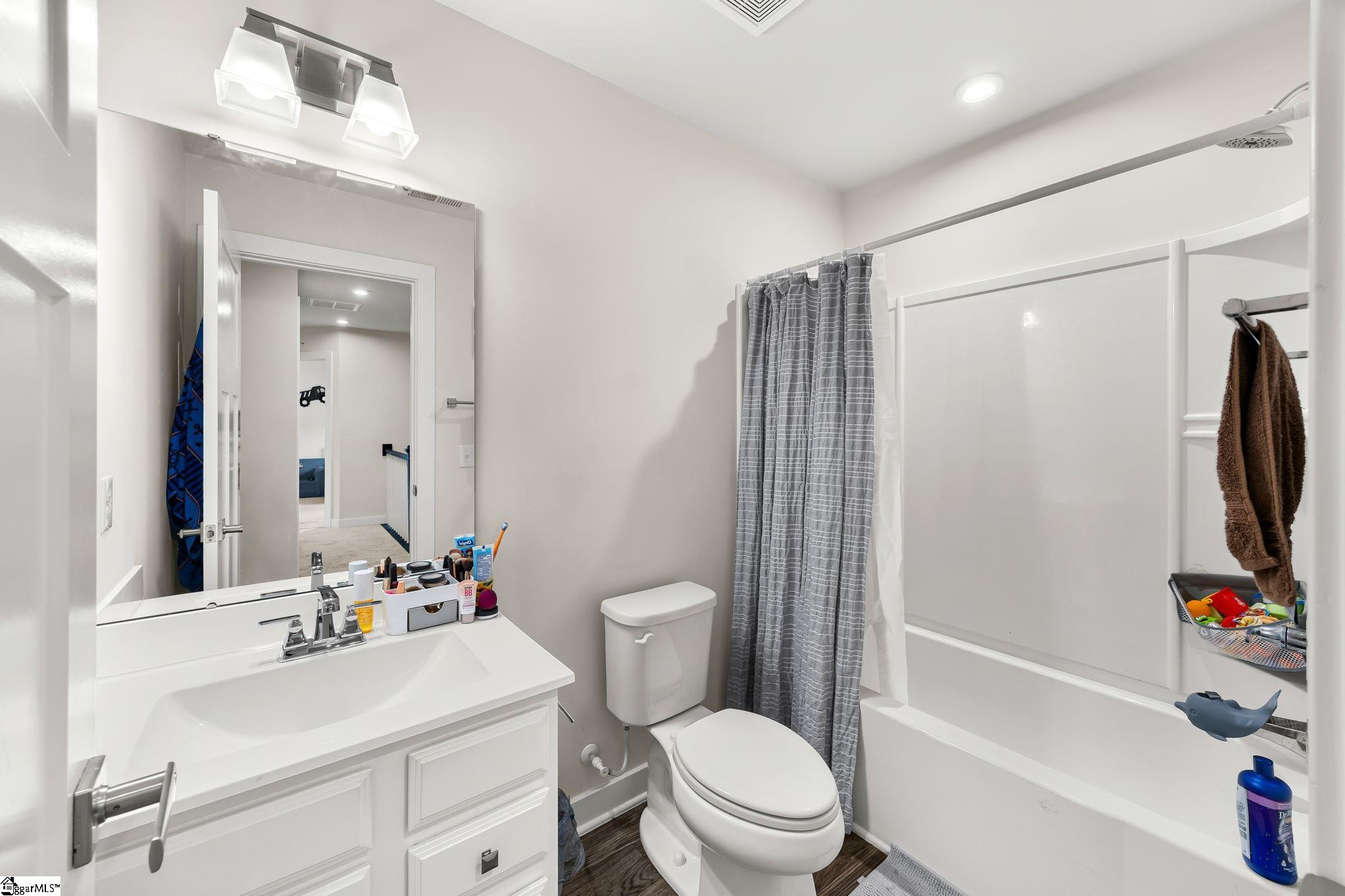 248 Thames Valley Drive Easley, SC 29642