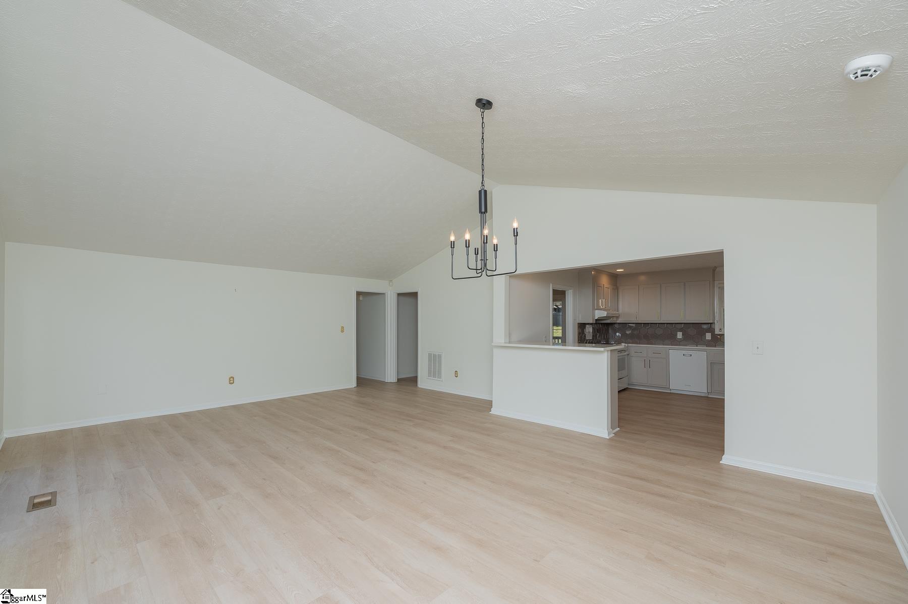 2 Buckhorn Drive Greenville, SC 29609