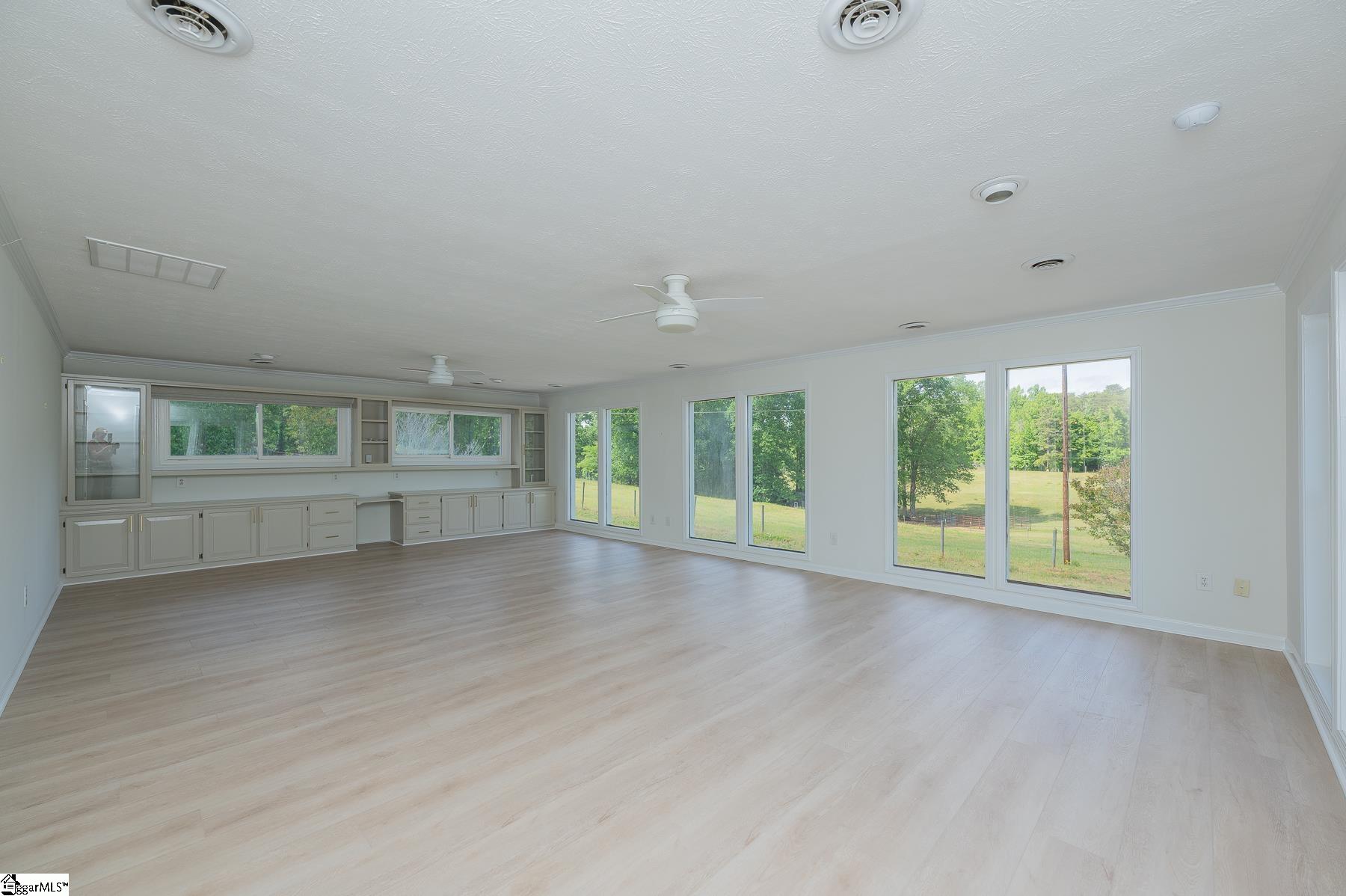 2 Buckhorn Drive Greenville, SC 29609