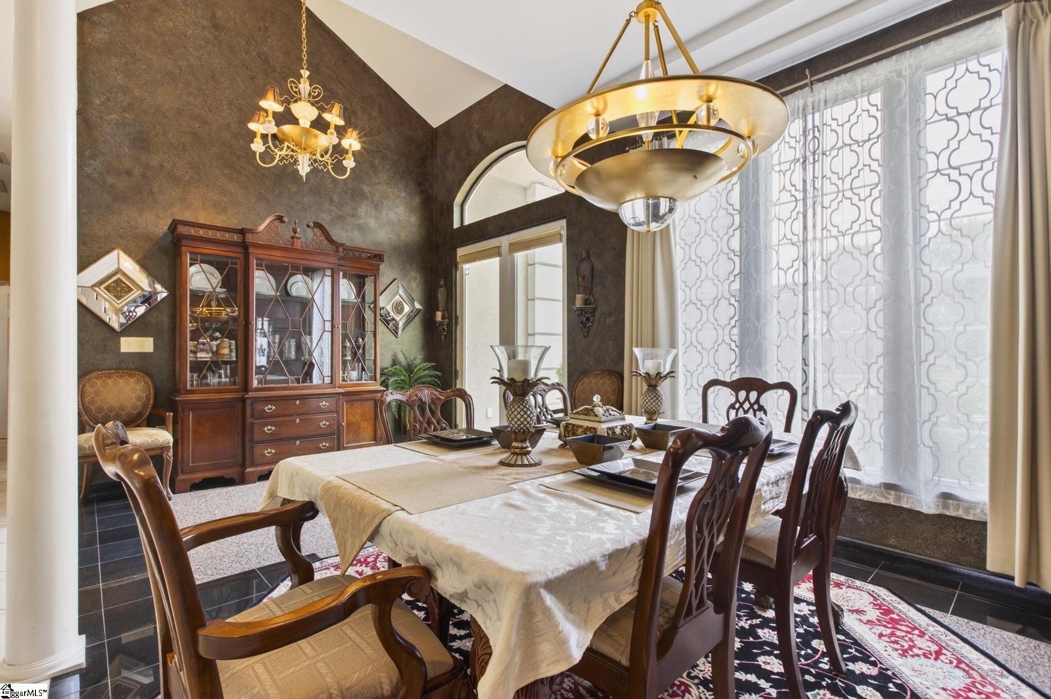 5 Country Squire Court Greenville, SC 29615