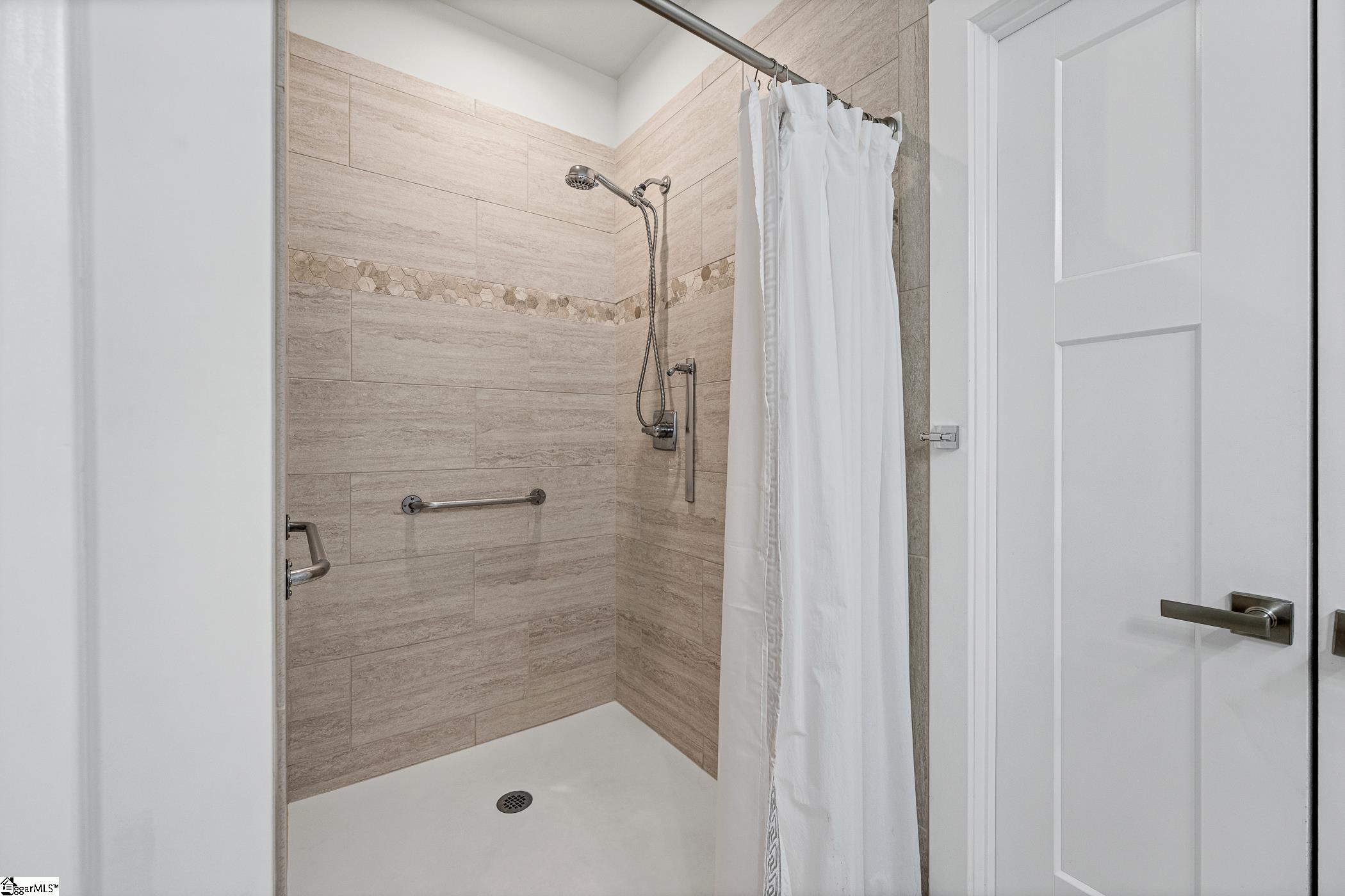 104 Mohegan Way Greenville, SC 29607