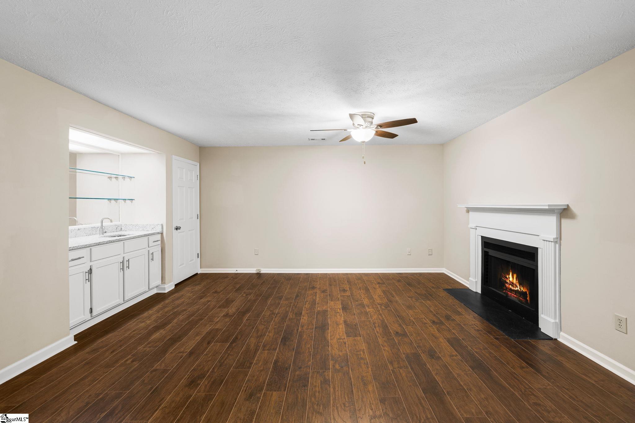 40 Wood Pointe Drive UNIT Unit 56 Greenville, SC 29615