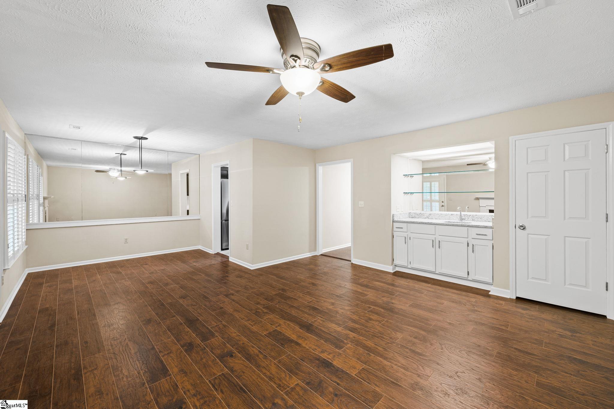 40 Wood Pointe Drive UNIT Unit 56 Greenville, SC 29615