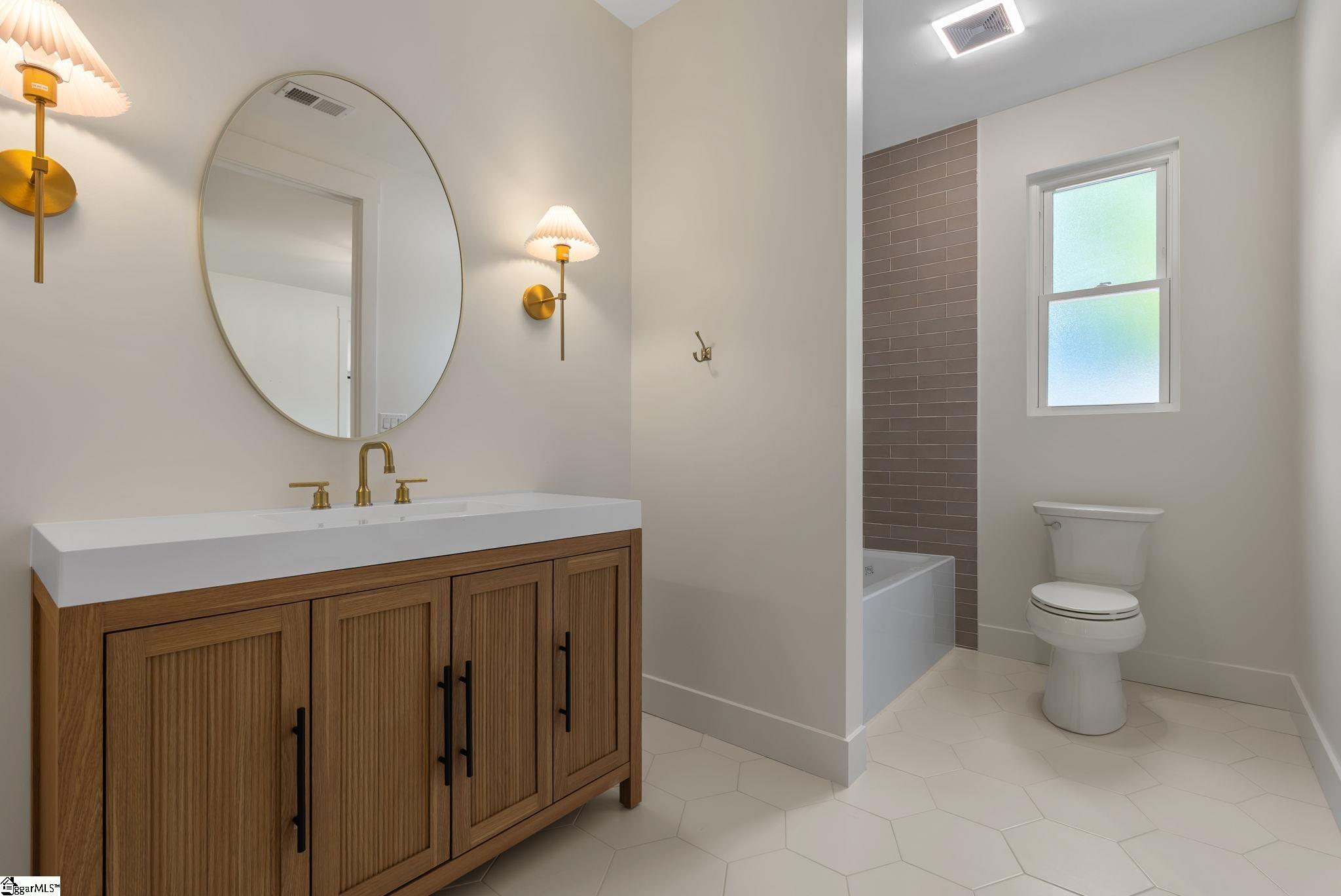 235 Bay View Drive Salem, SC 29676