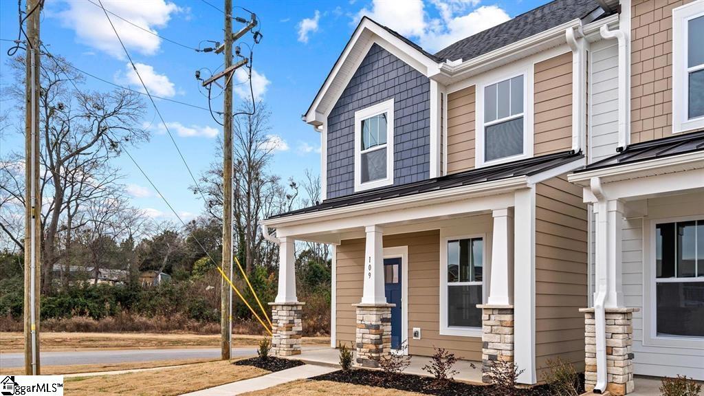109 Dalmatian Drive Spartanburg, SC 29307