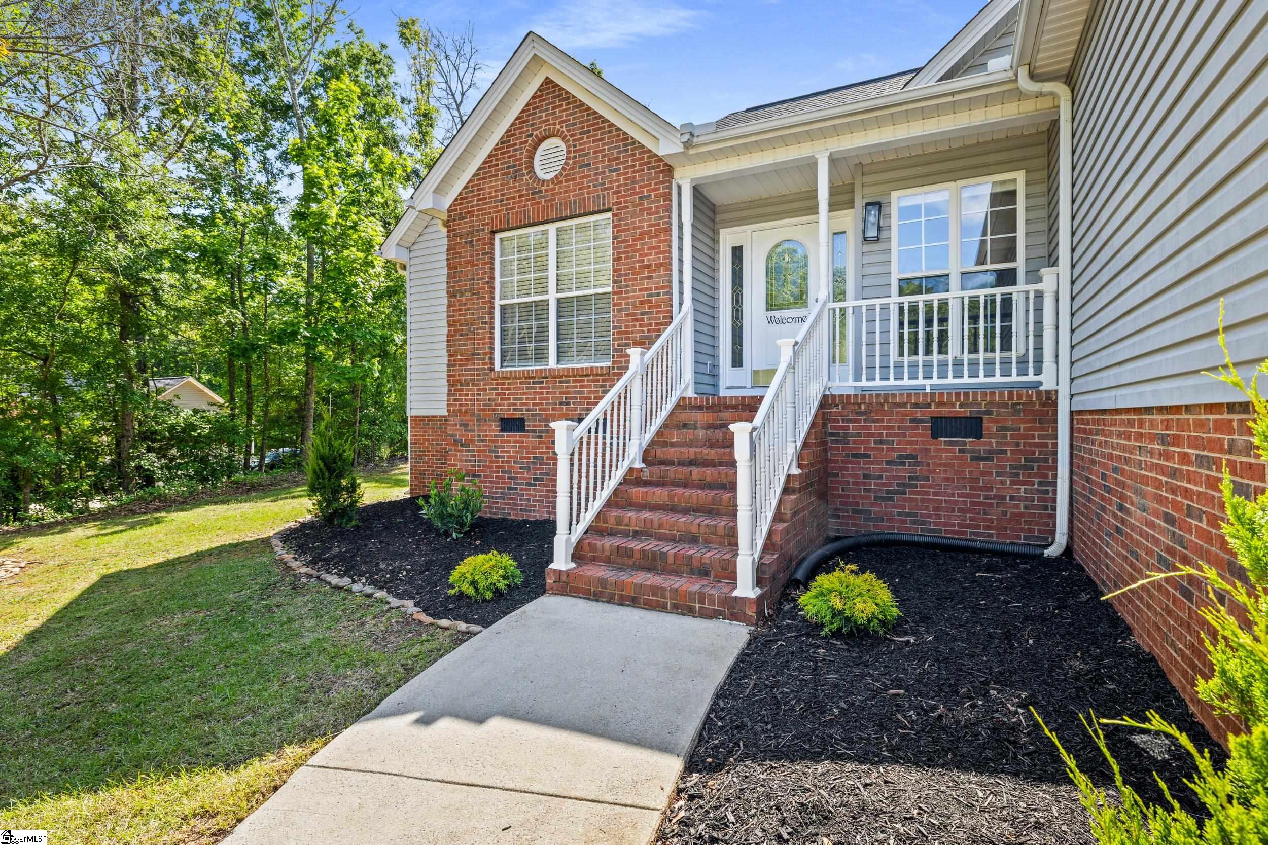 200 Holly Chase Drive Piedmont, SC 29673