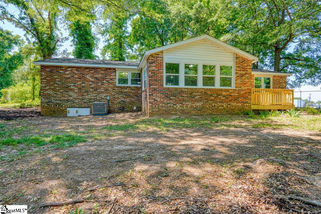 7110 Cotton Owens Drive Spartanburg, SC 29303