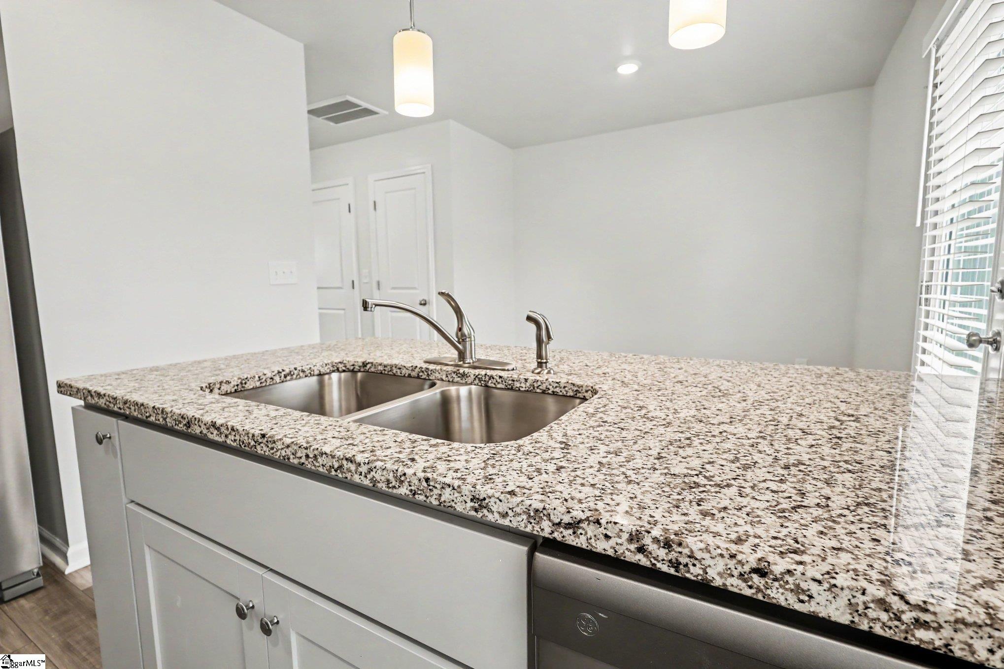 641 Blossom Run Drive Spartanburg, SC 29307-2