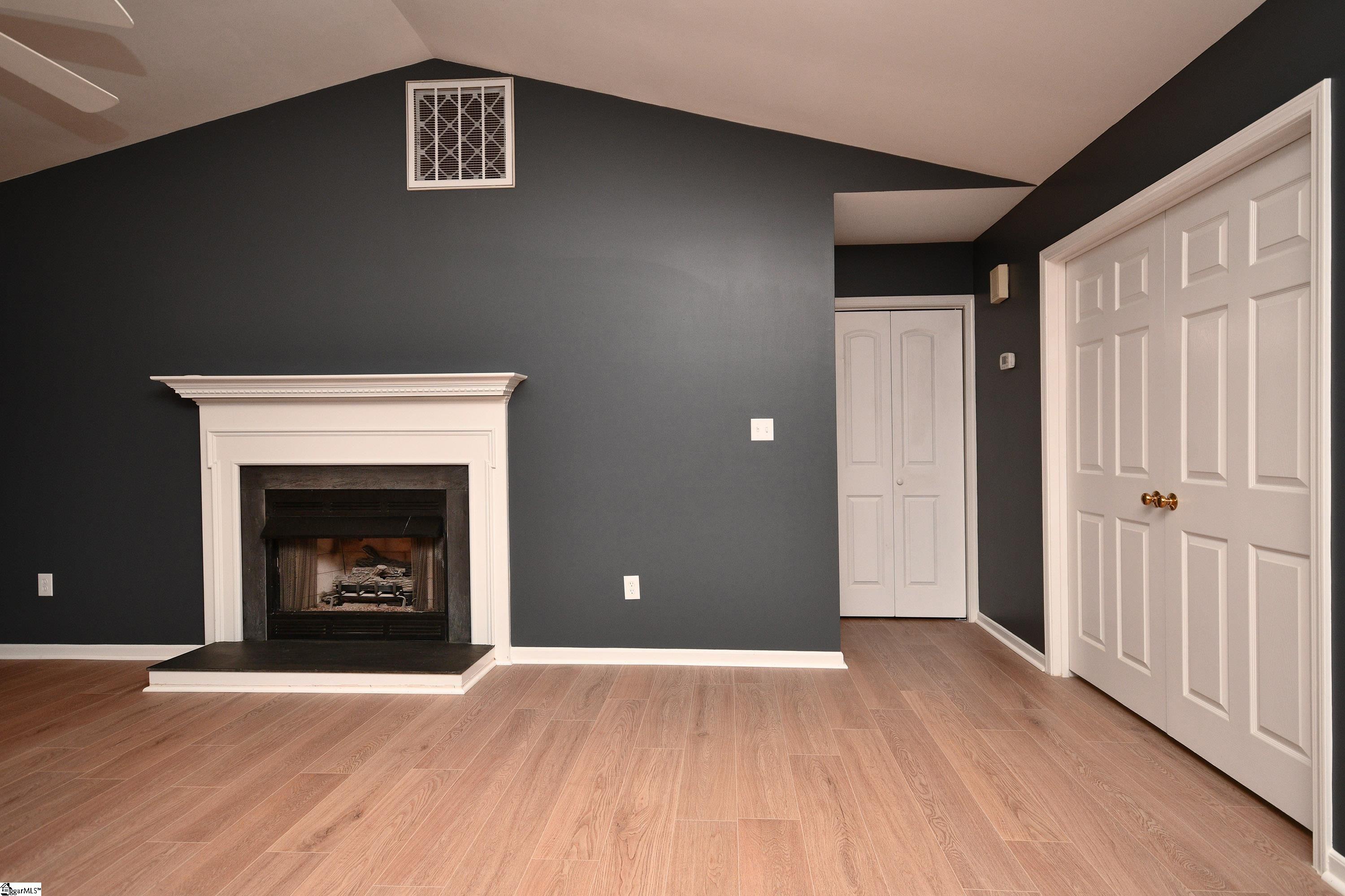 73 Forest Lake Drive Greenville, SC 29681