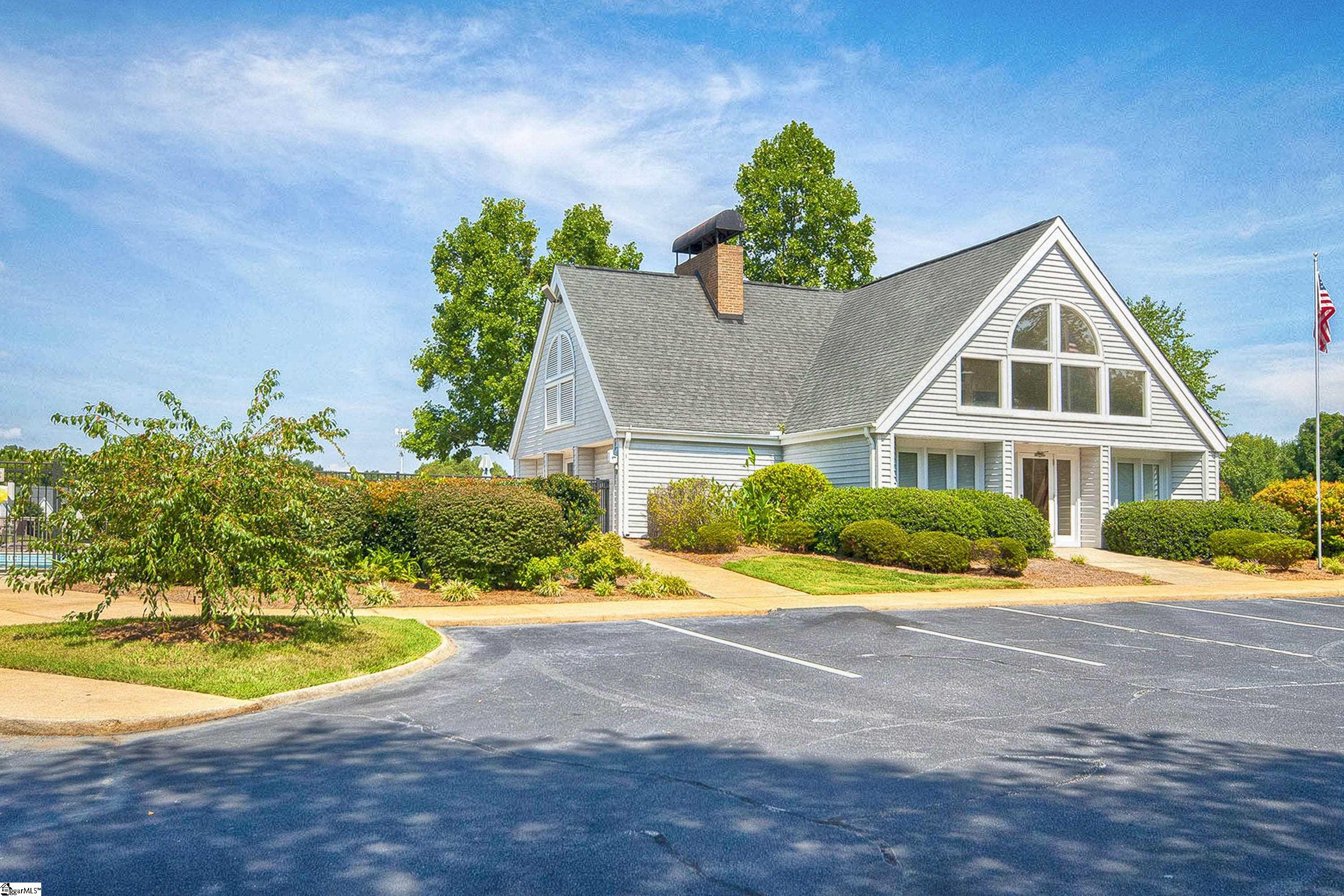 73 Forest Lake Drive Greenville, SC 29681