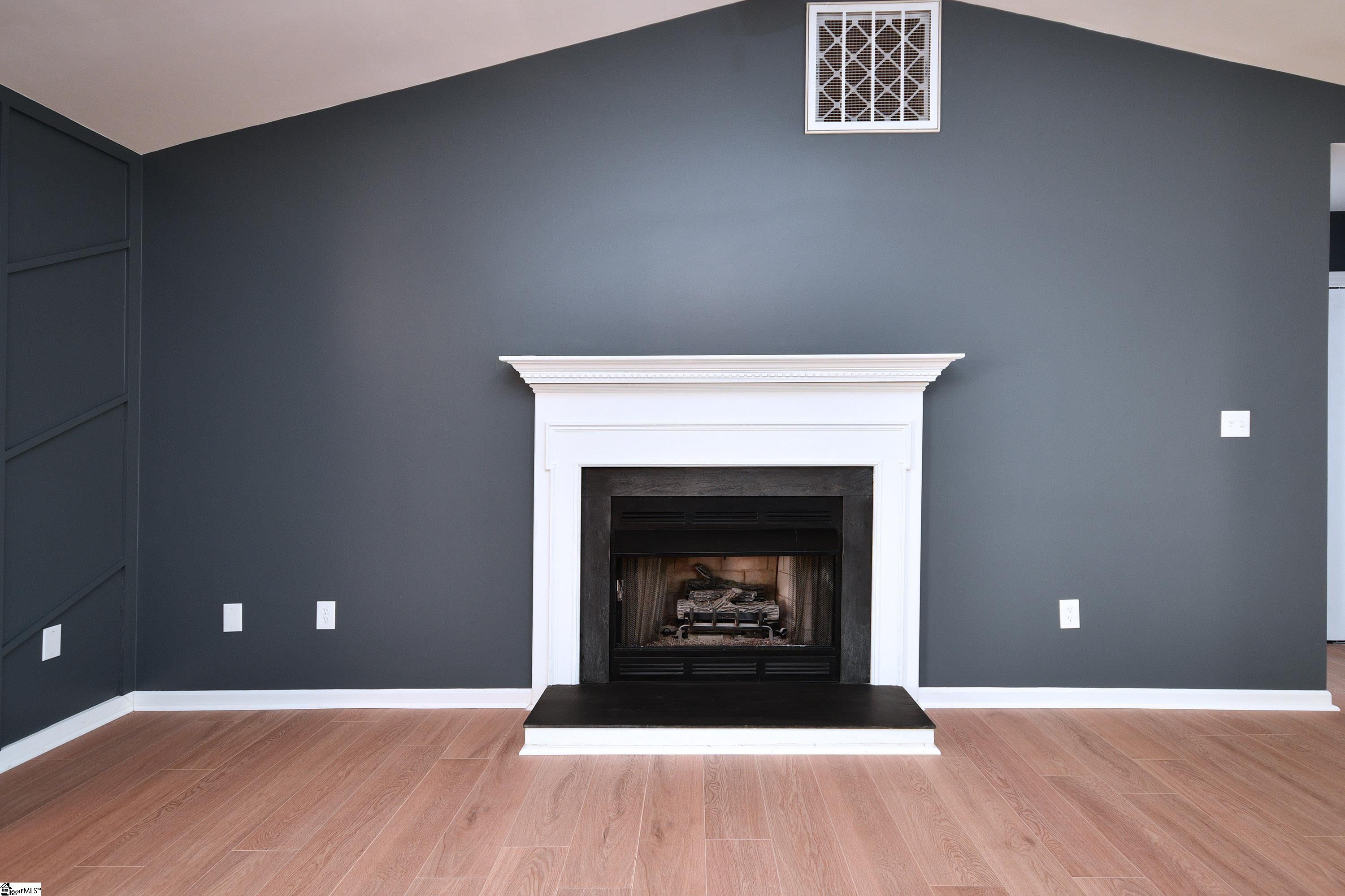 73 Forest Lake Drive Greenville, SC 29681