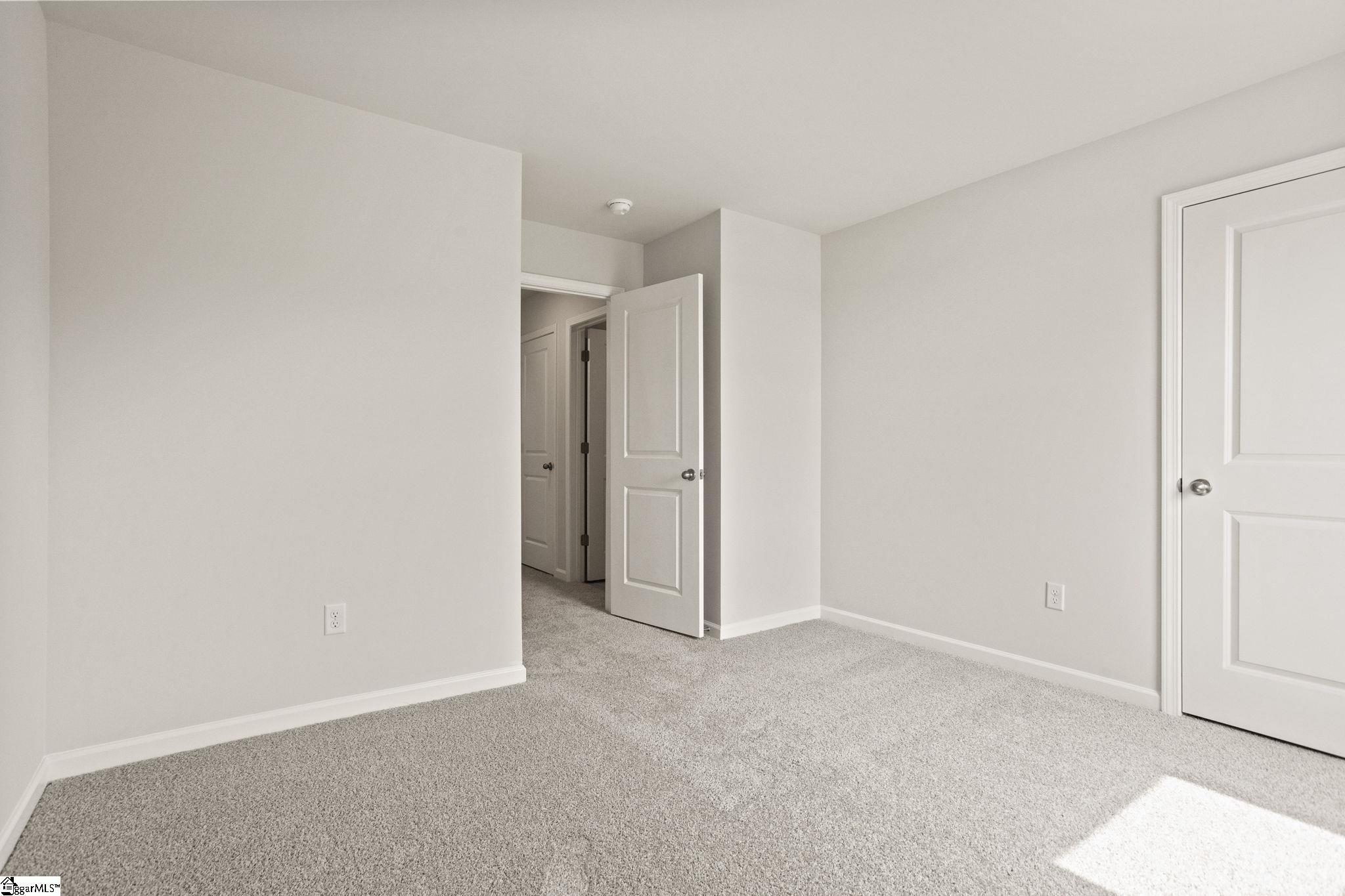 GGAR Image 31 - bk41590533